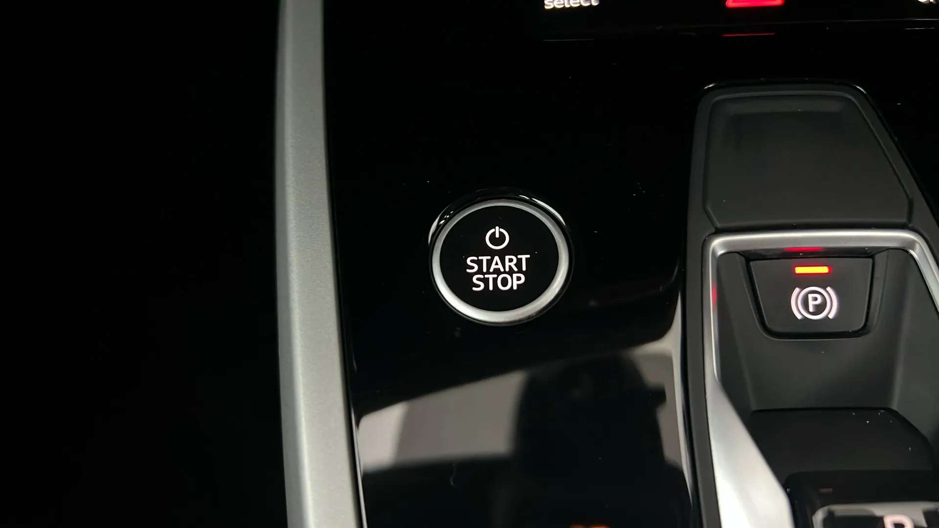 2022 AUDI Q4 2022 AUDI Q4