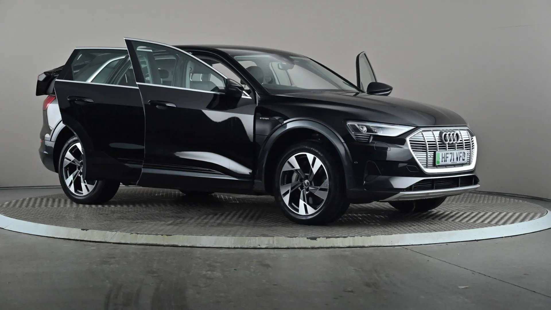 2021 AUDI E-TRON 2021 AUDI E-TRON