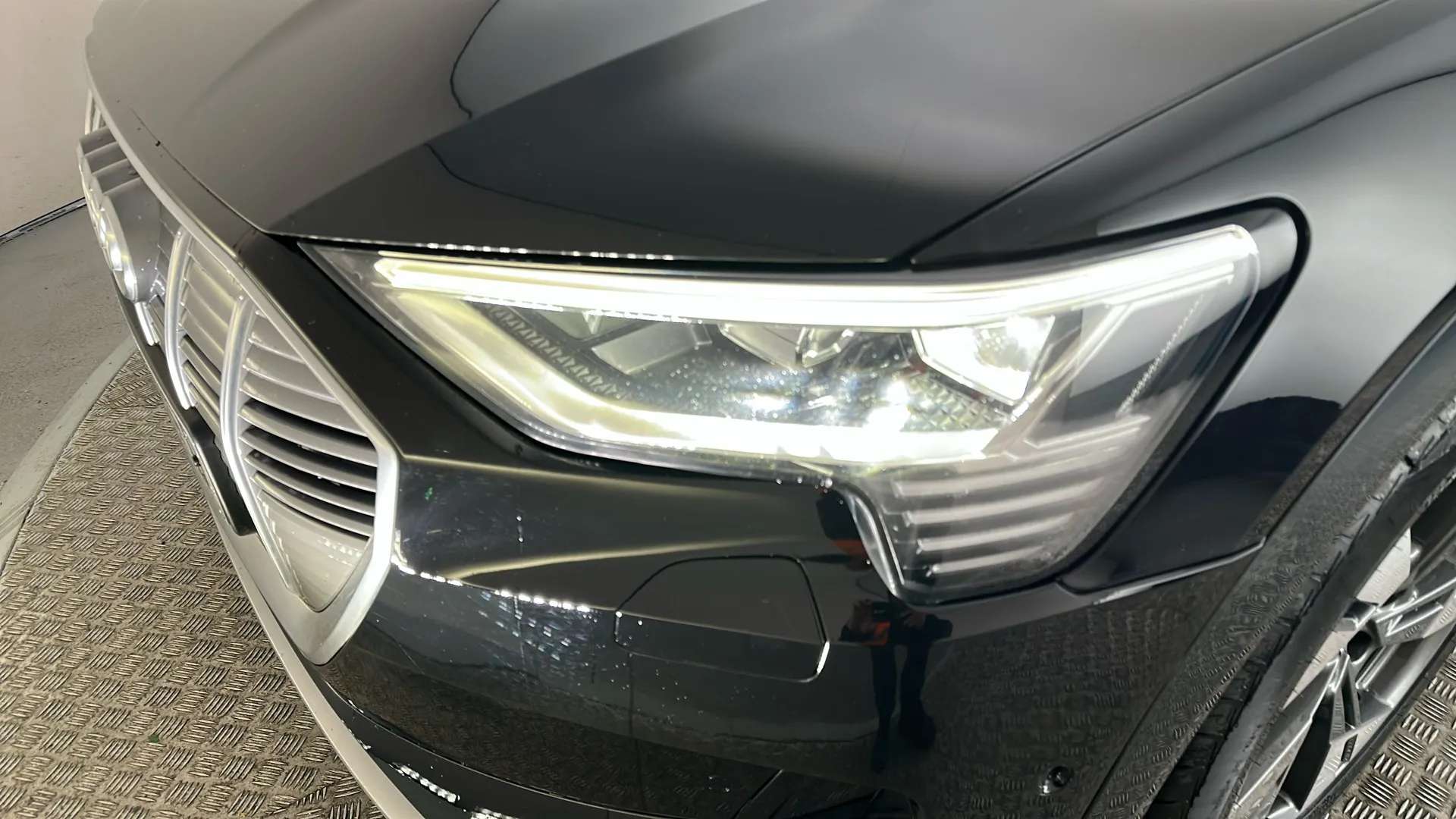 2021 AUDI E-TRON 2021 AUDI E-TRON