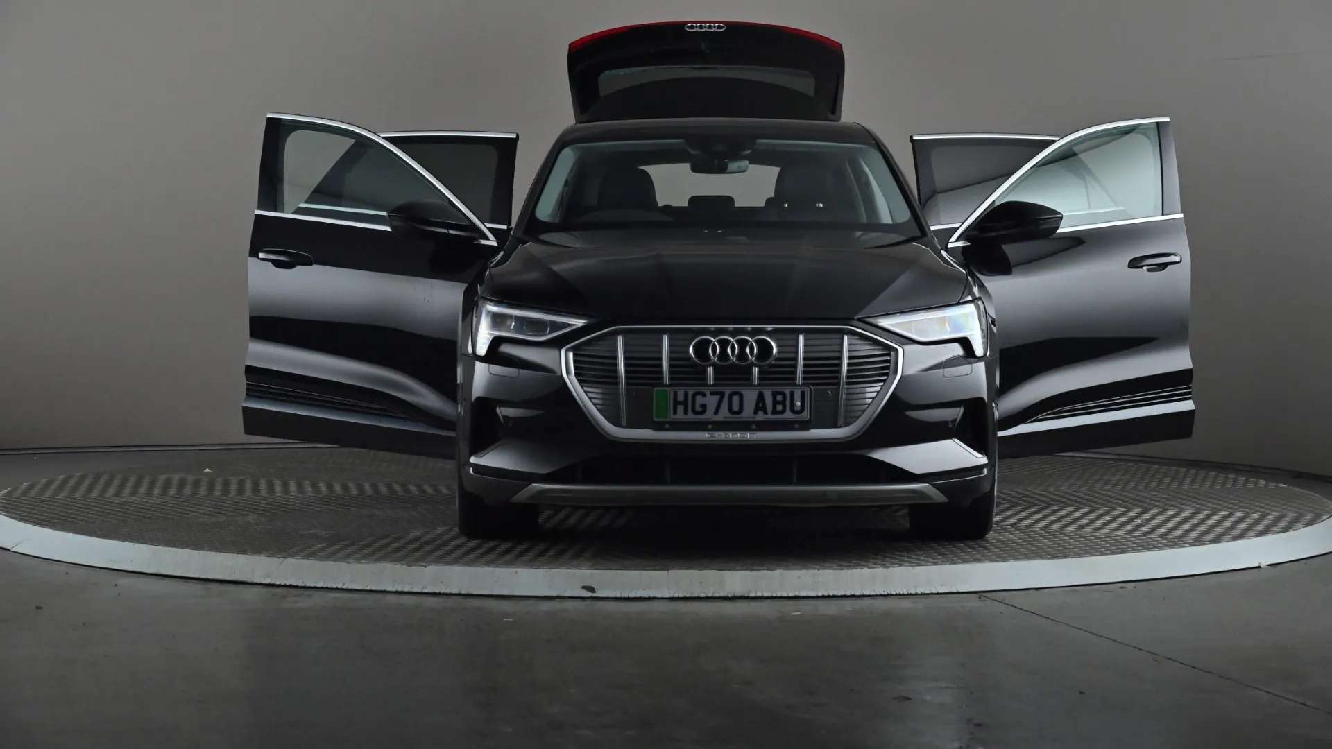 2021 AUDI E-TRON 2021 AUDI E-TRON