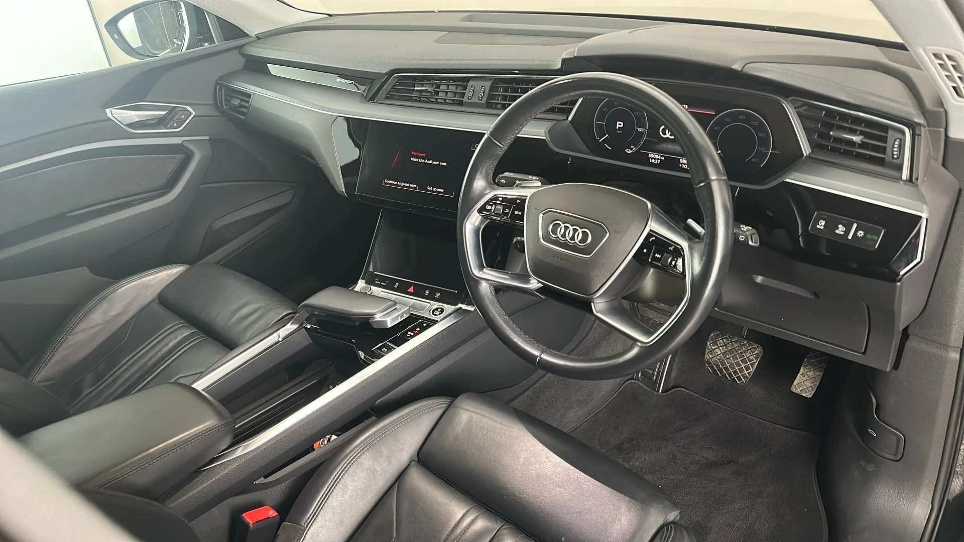 2021 AUDI E-TRON 2021 AUDI E-TRON