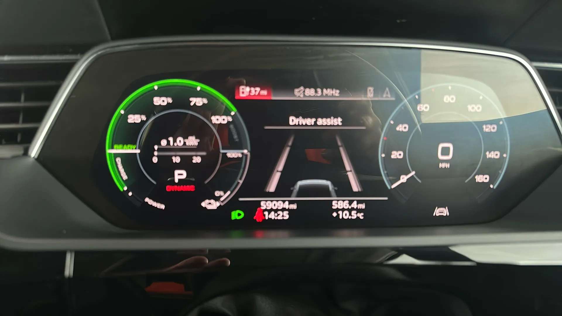 2021 AUDI E-TRON 2021 AUDI E-TRON