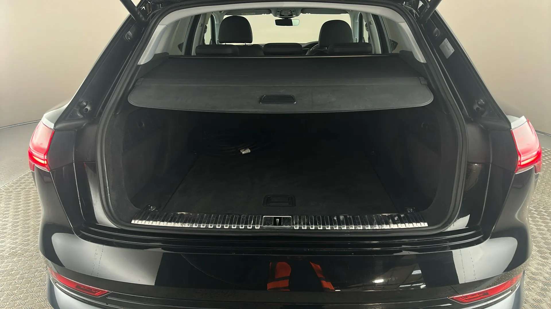 2021 AUDI E-TRON 2021 AUDI E-TRON