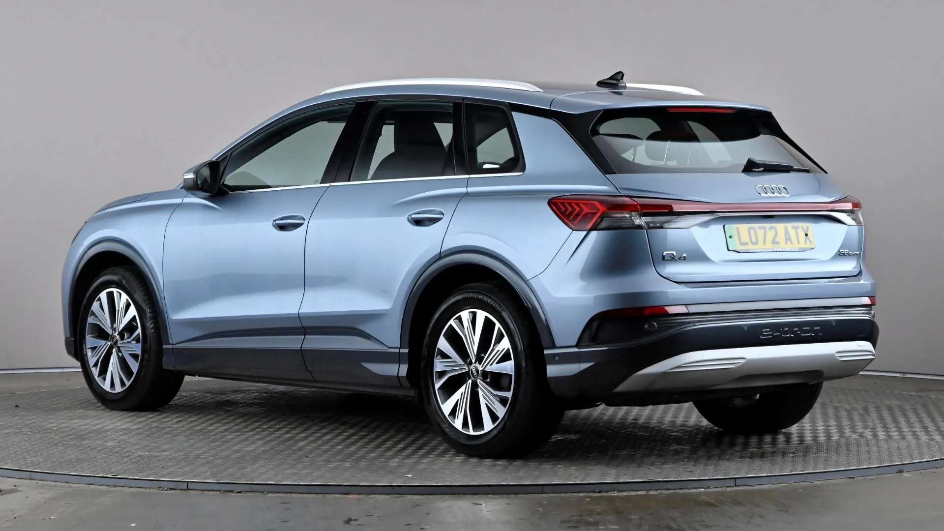 A 2022 AUDI Q4 125kW 35 55kWh Sport Auto A 2022 AUDI Q4 125kW 35 55kWh Sport Auto