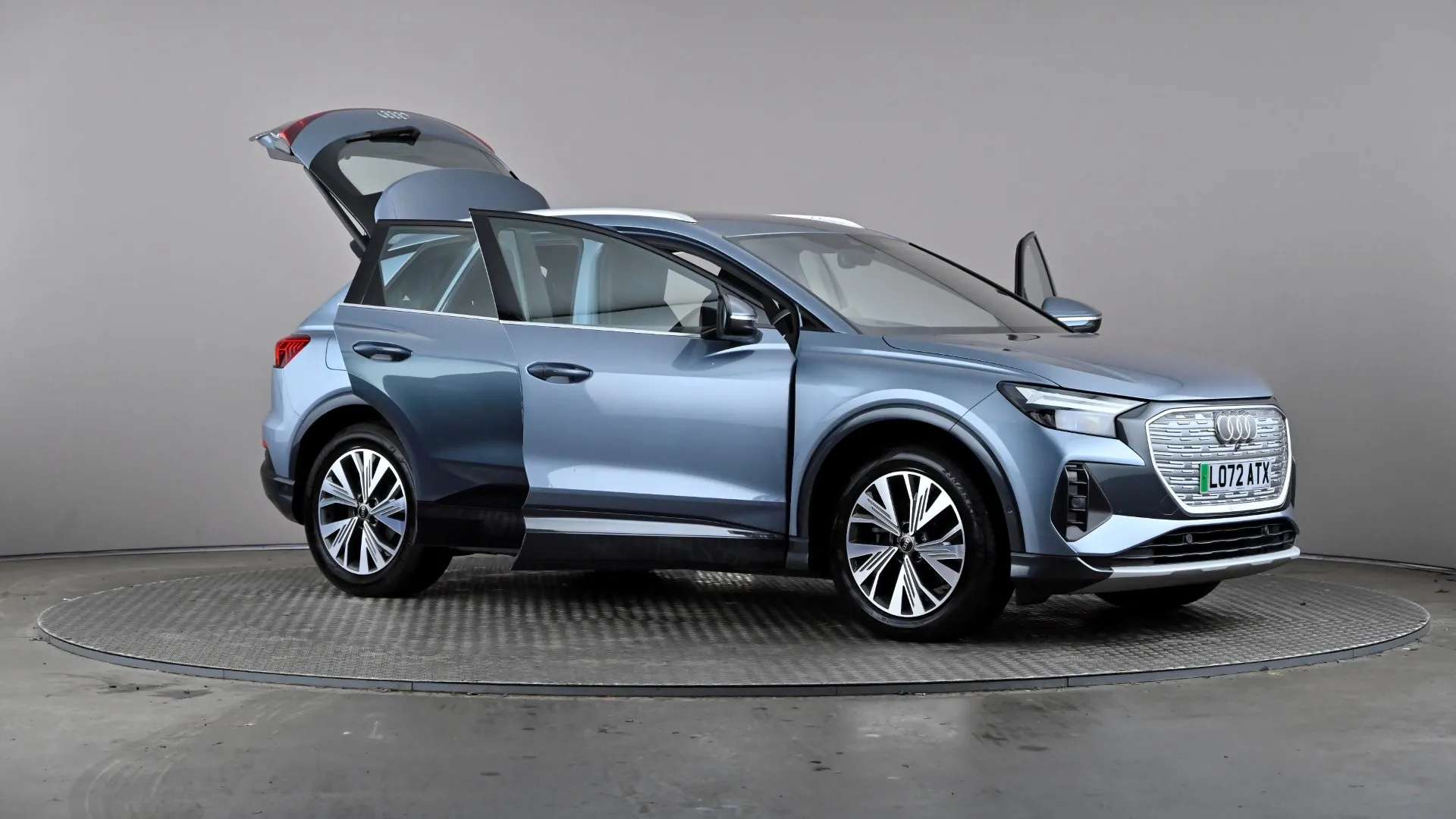 2022 AUDI Q4 2022 AUDI Q4