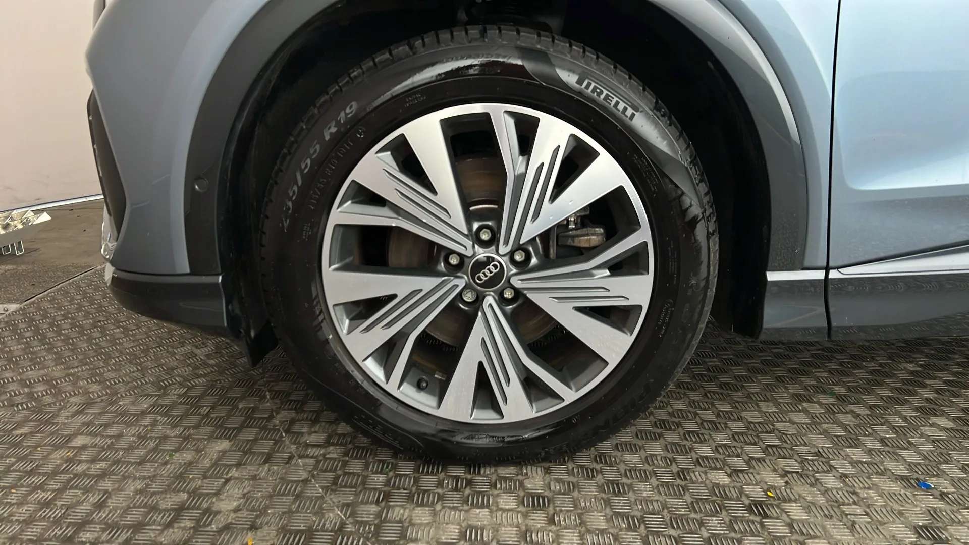 2022 AUDI Q4 2022 AUDI Q4