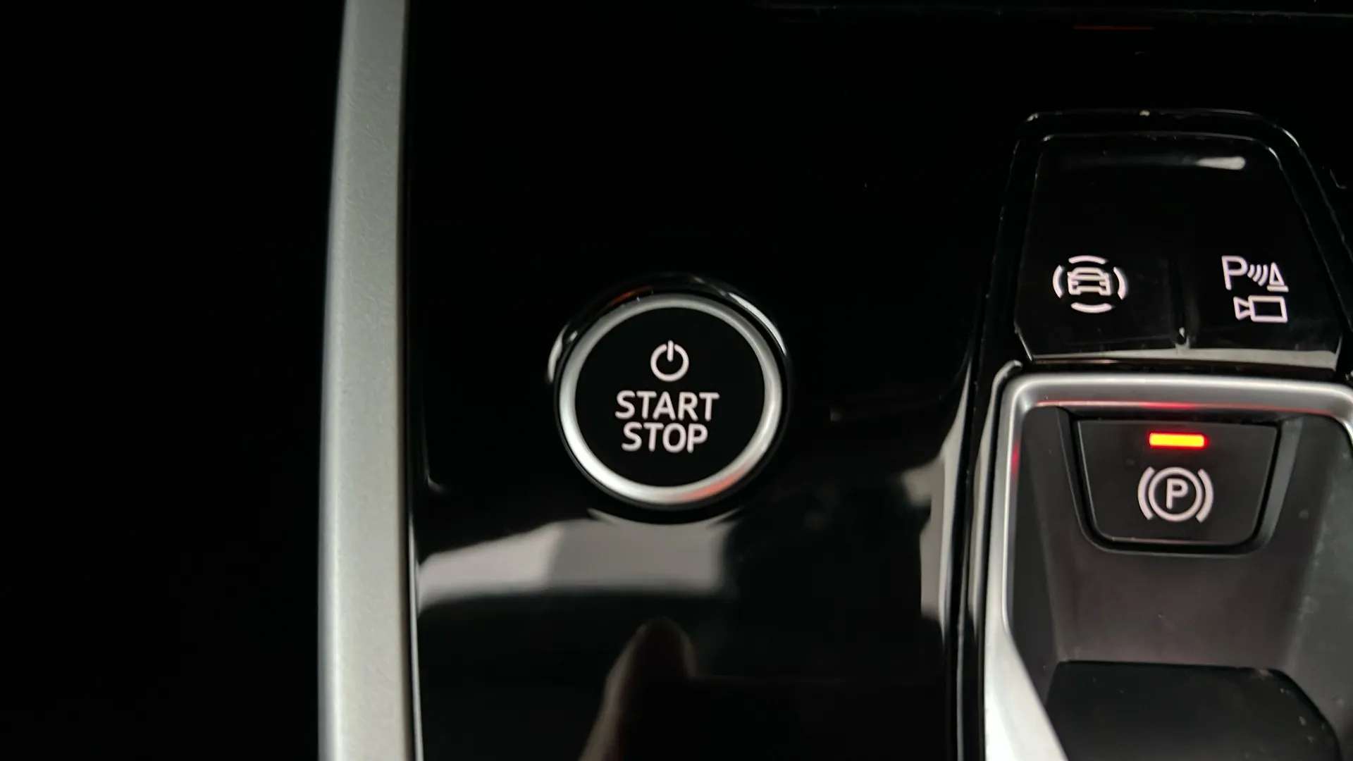 2022 AUDI Q4 2022 AUDI Q4