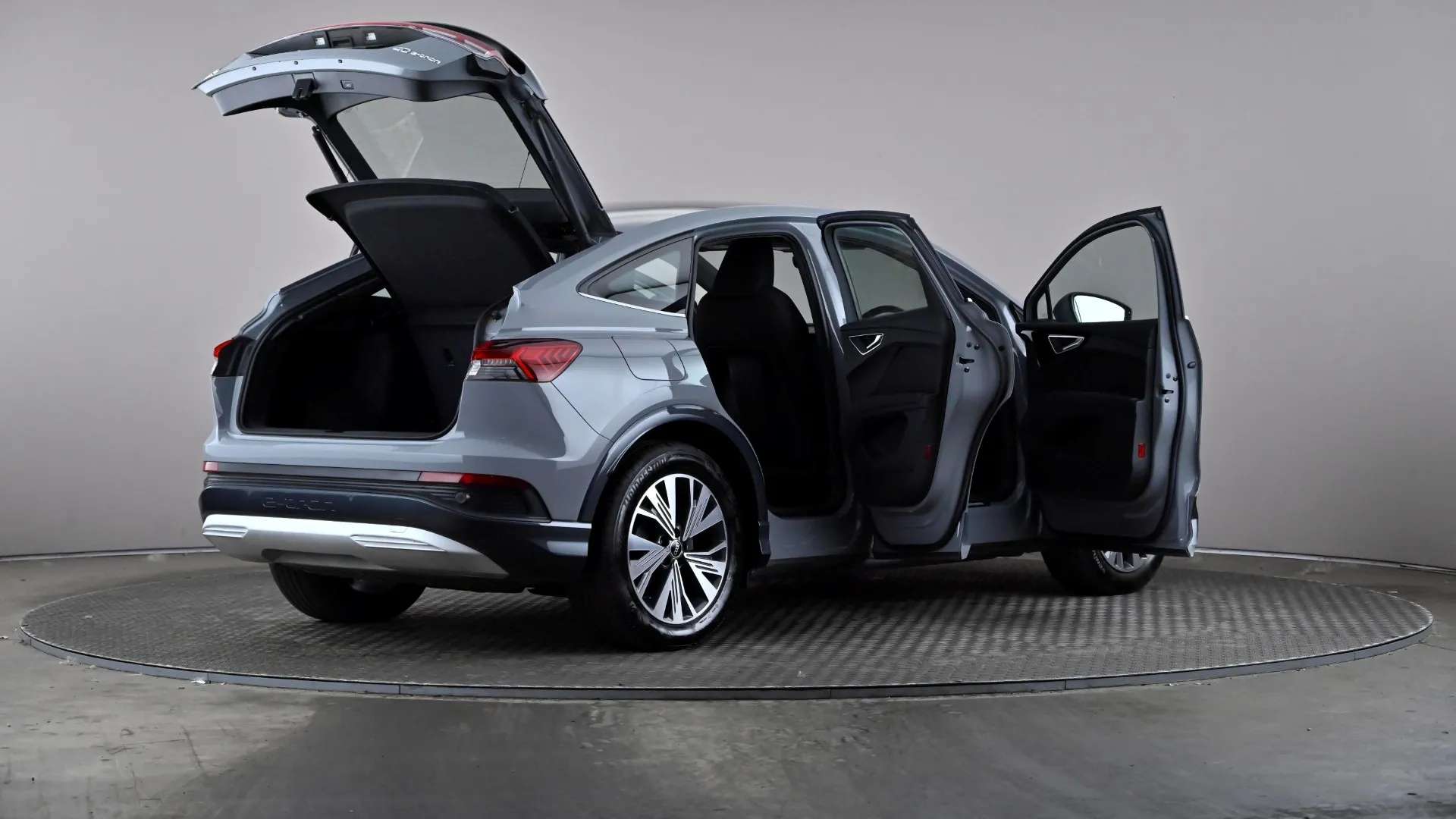 2022 AUDI Q4 2022 AUDI Q4