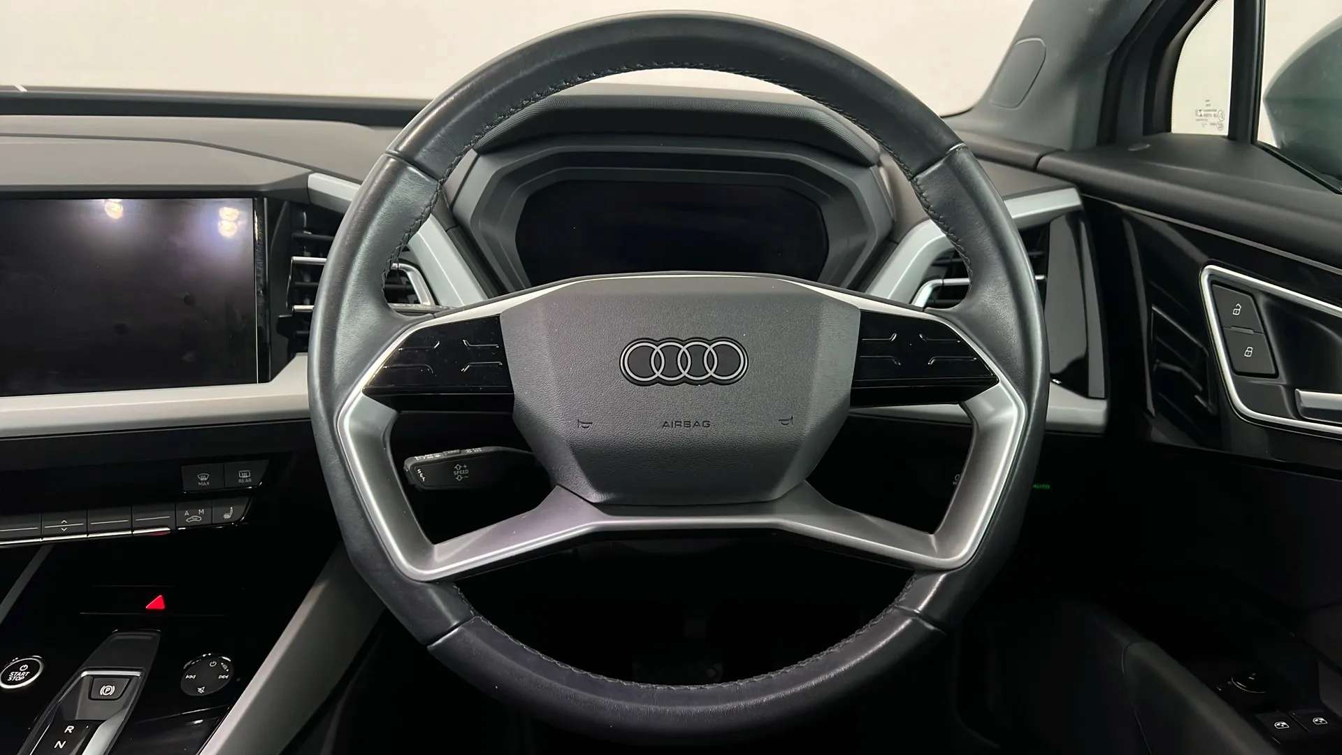 2022 AUDI Q4 2022 AUDI Q4