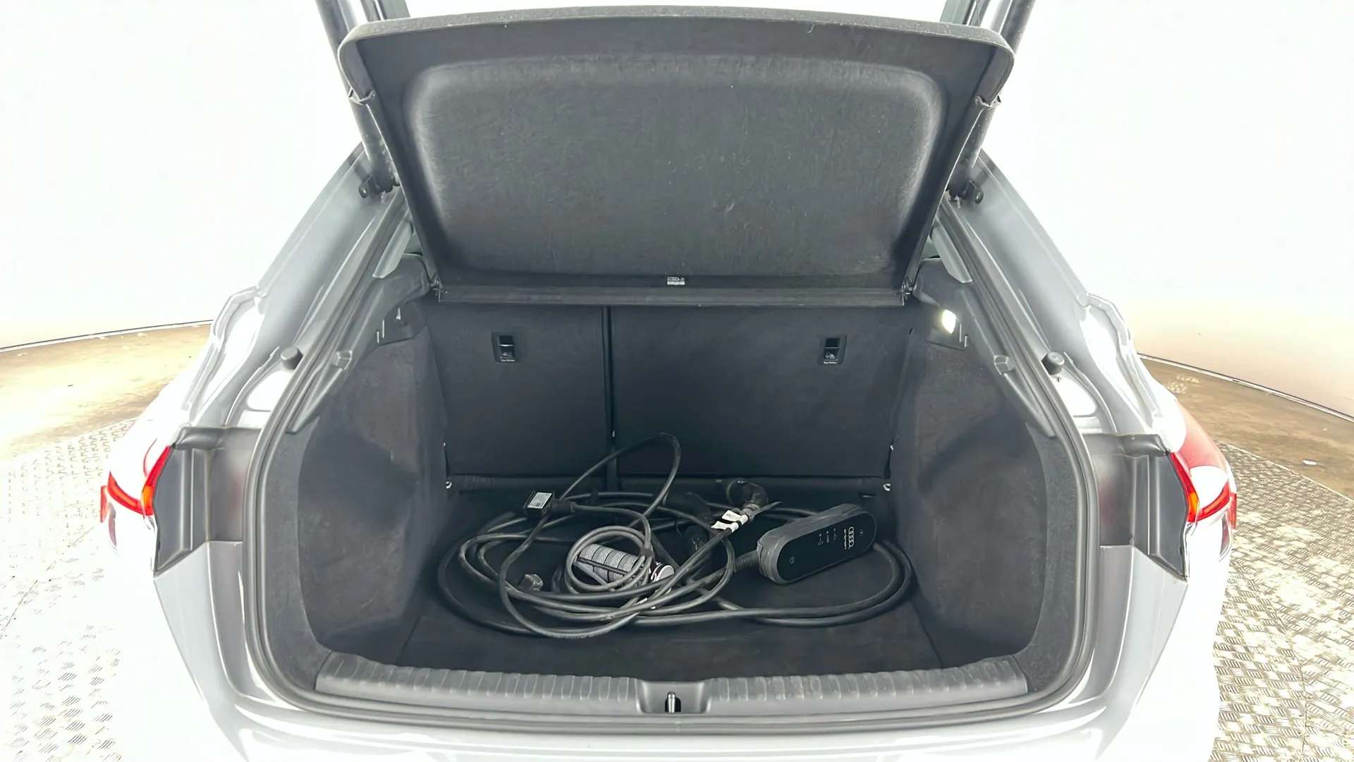 2022 AUDI Q4 2022 AUDI Q4