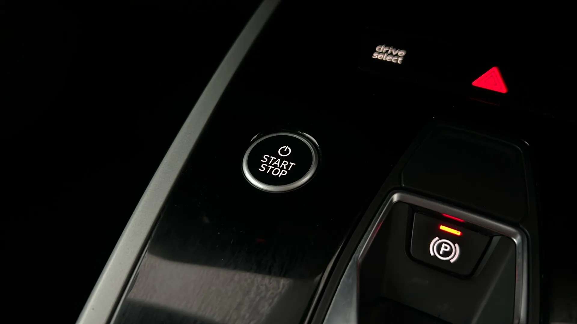 2022 AUDI Q4 2022 AUDI Q4