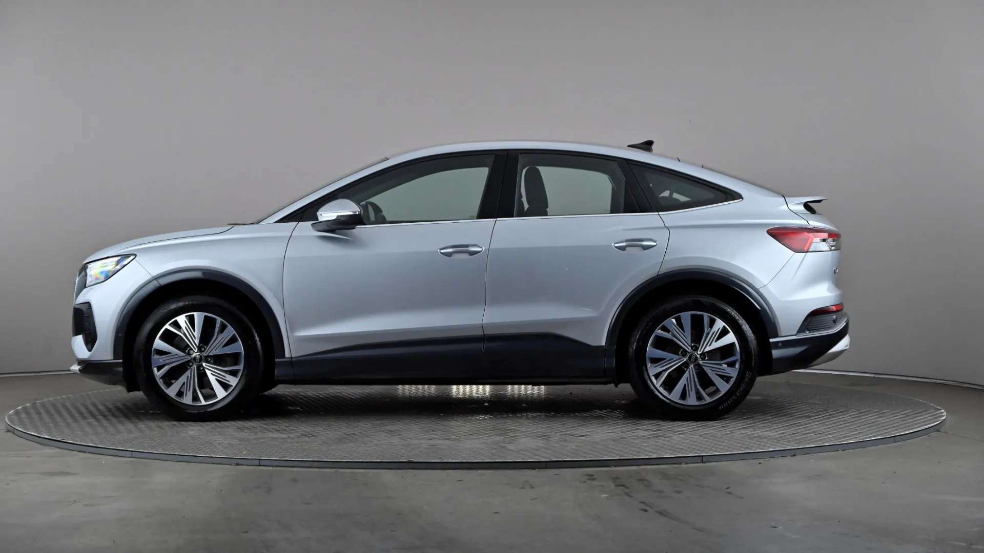 2022 AUDI Q4 2022 AUDI Q4