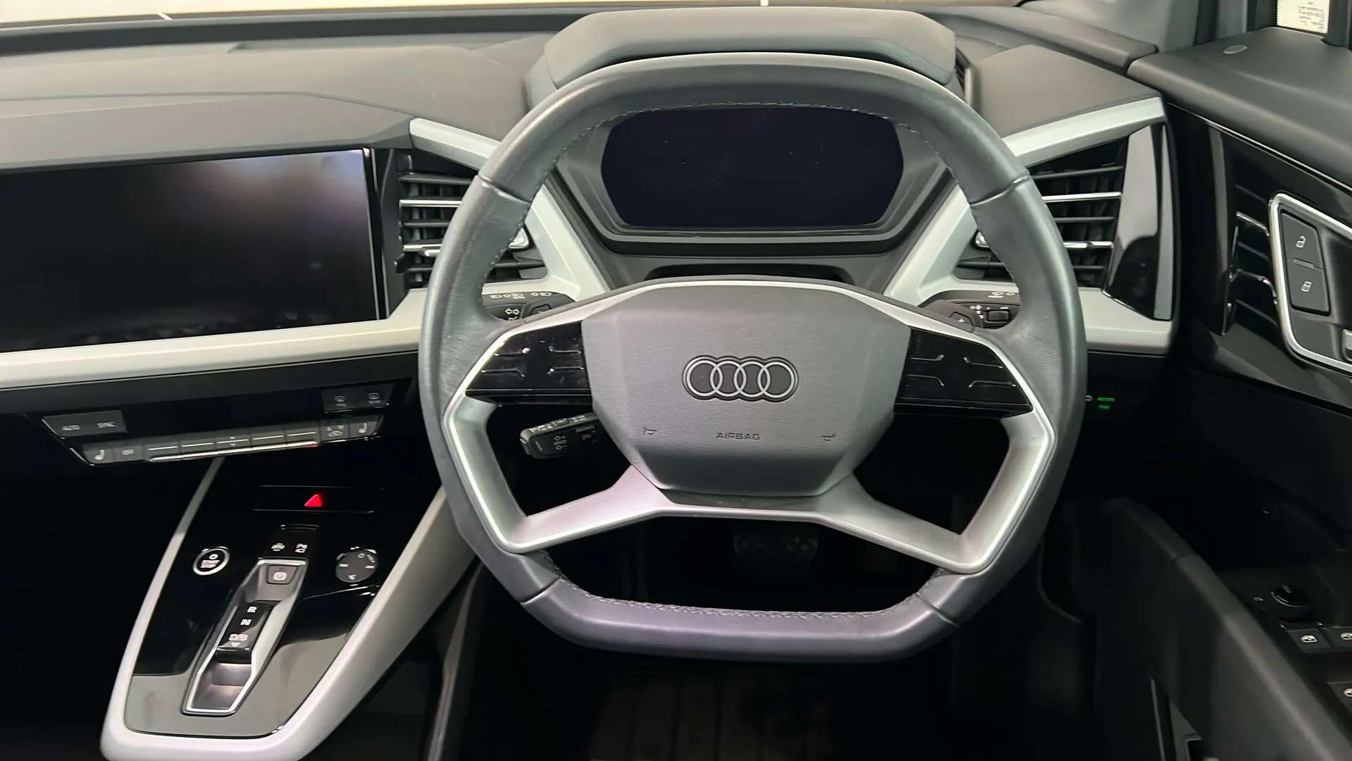 2022 AUDI Q4 2022 AUDI Q4