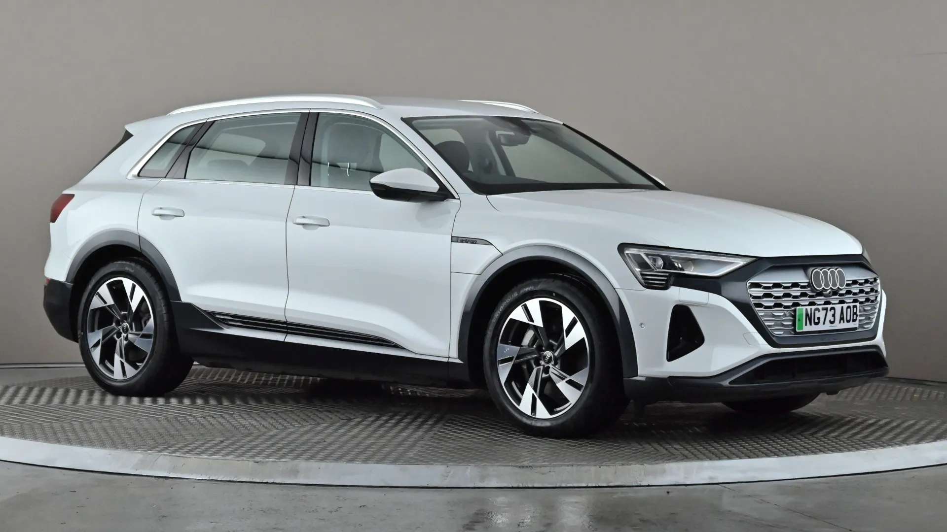 A 2023 AUDI Q8 300kW 55 Quattro 114kWh Sport Auto A 2023 AUDI Q8 300kW 55 Quattro 114kWh Sport Auto
