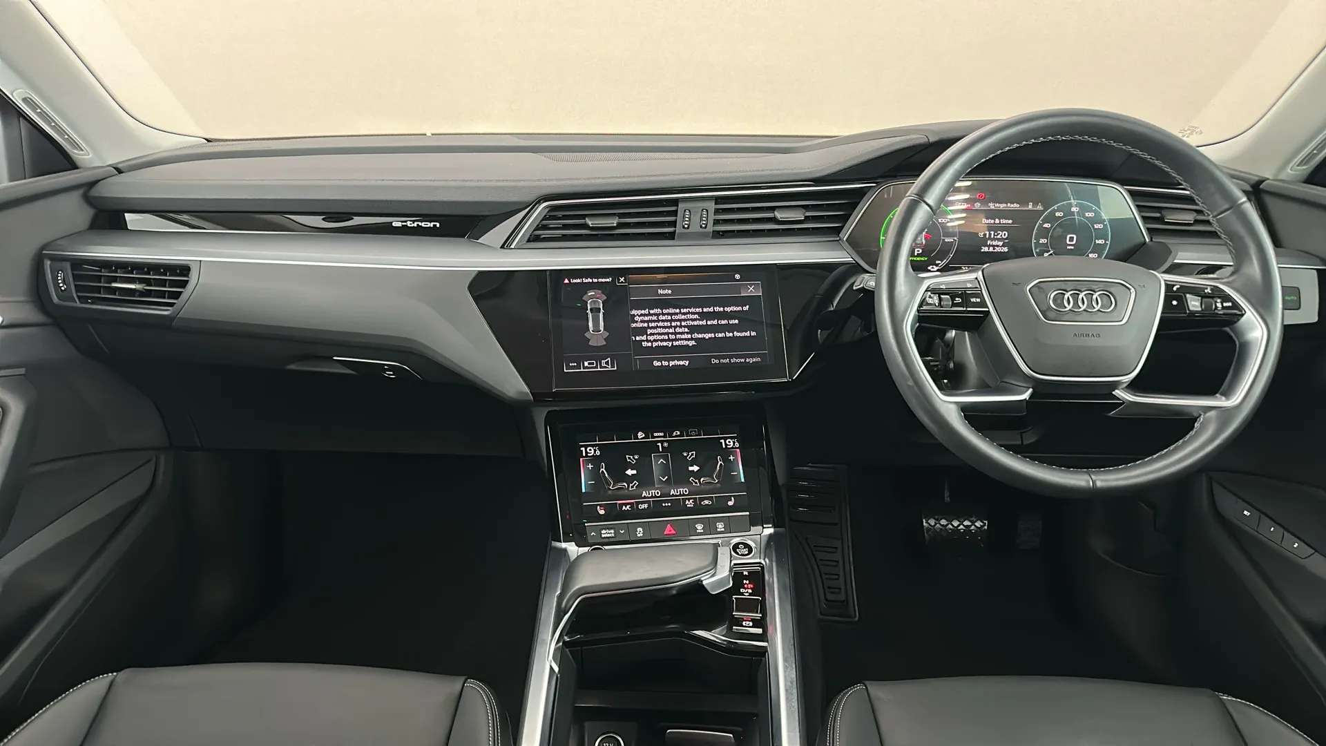 2023 AUDI Q8 2023 AUDI Q8