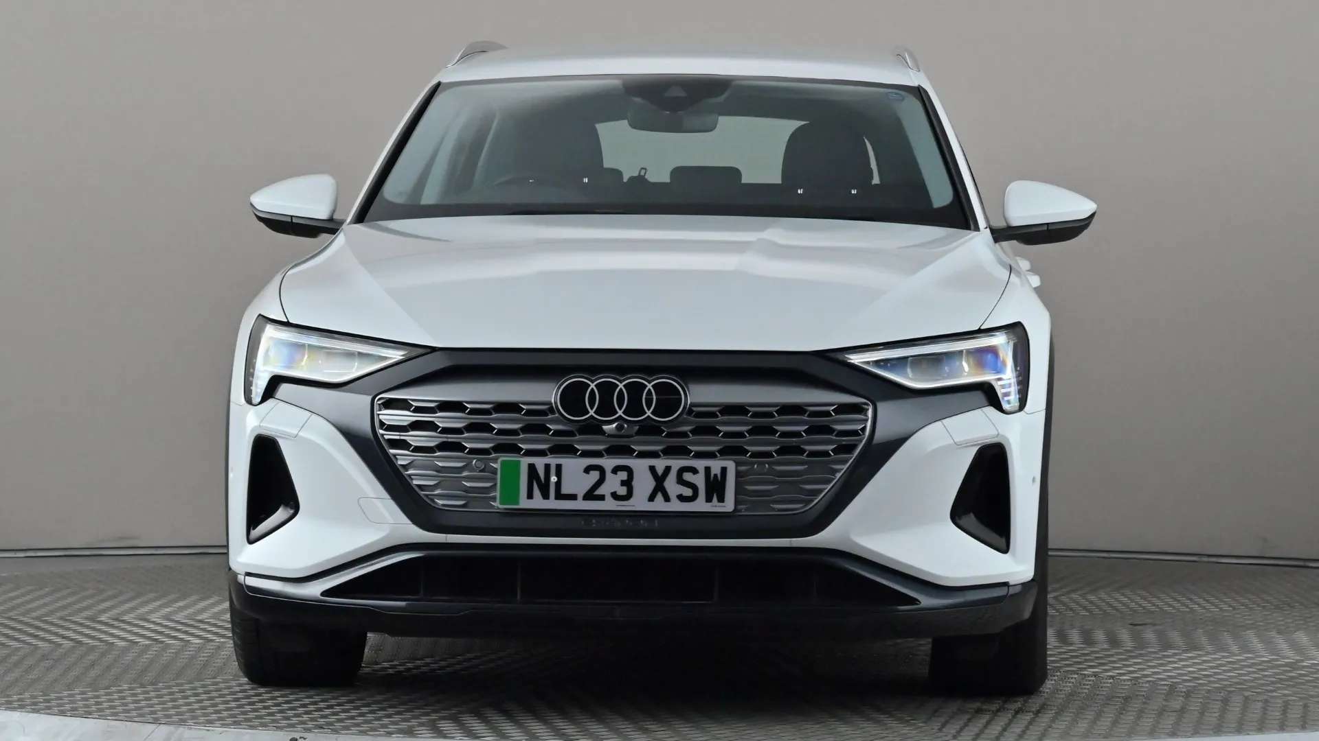 A 2023 AUDI Q8 250kW 50 Quattro 95kWh Sport Auto A 2023 AUDI Q8 250kW 50 Quattro 95kWh Sport Auto