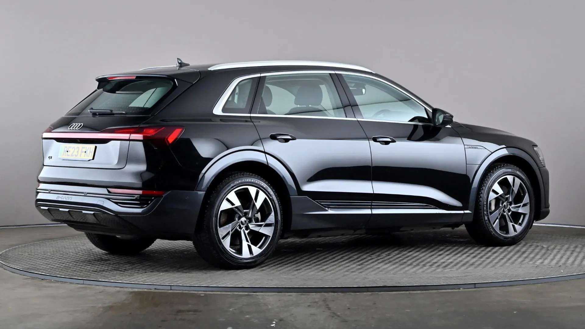 2023 AUDI Q8 2023 AUDI Q8