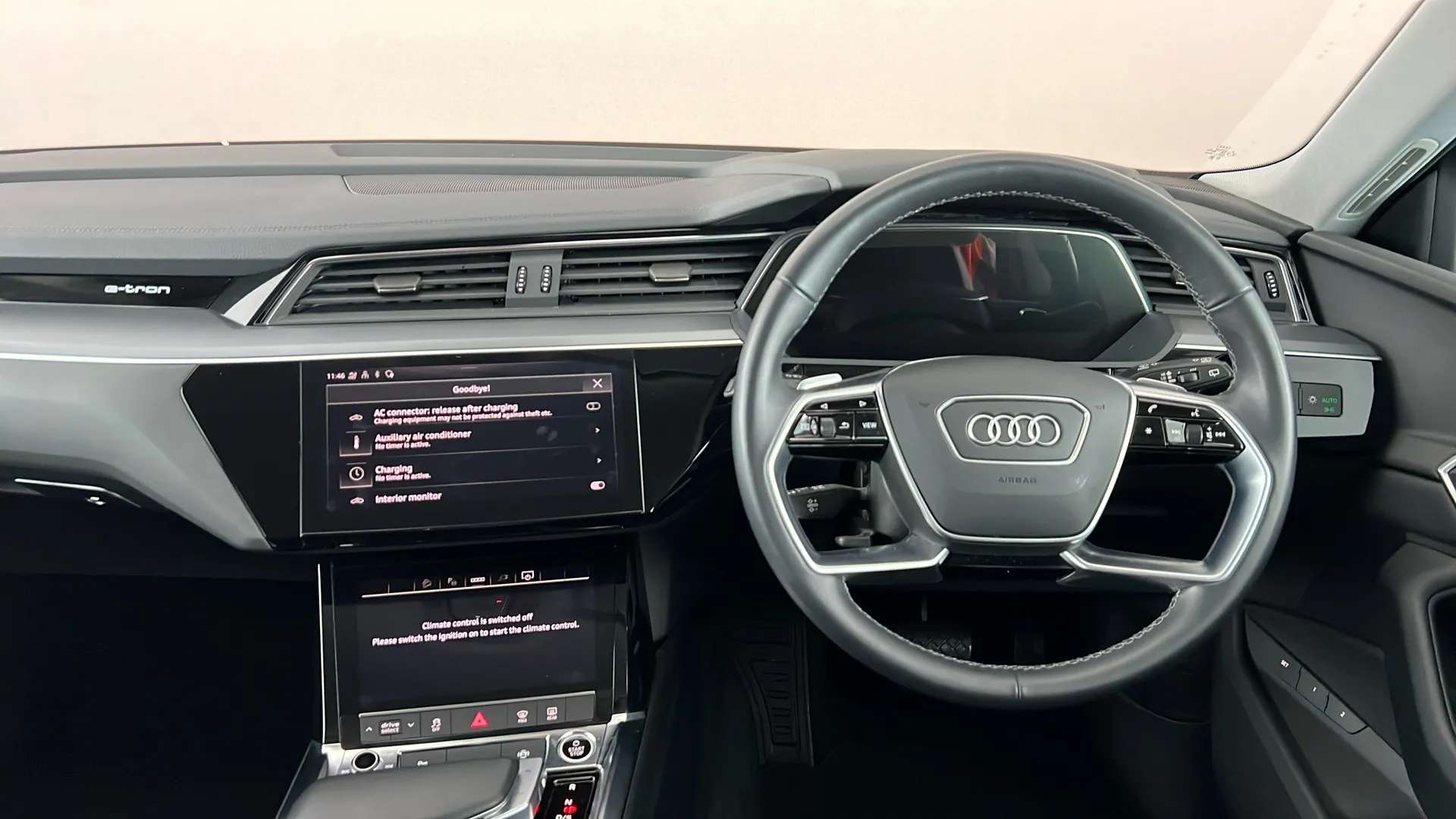 2023 AUDI Q8 2023 AUDI Q8