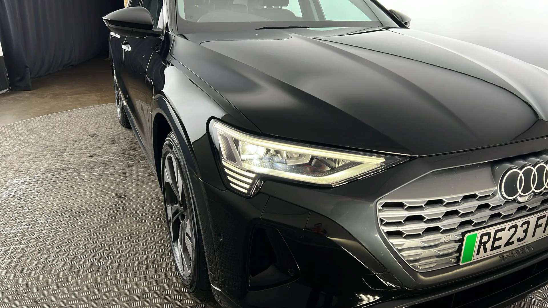 2023 AUDI Q8 2023 AUDI Q8