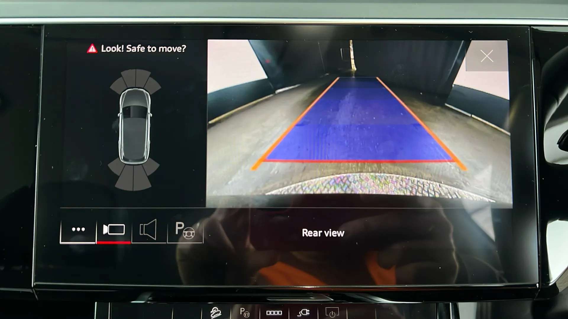 2023 AUDI Q8 2023 AUDI Q8