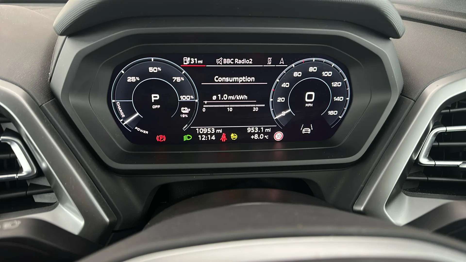 2024 AUDI Q4 2024 AUDI Q4