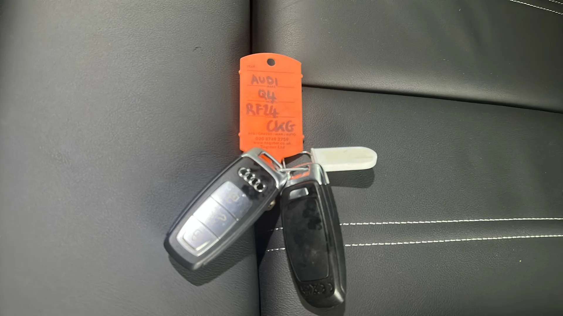 2024 AUDI Q4 2024 AUDI Q4