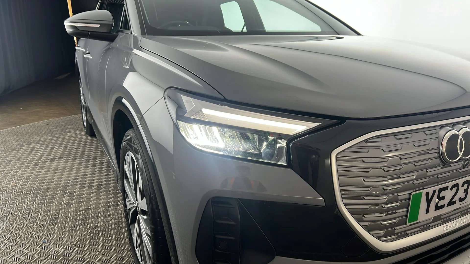 2023 AUDI Q4 2023 AUDI Q4