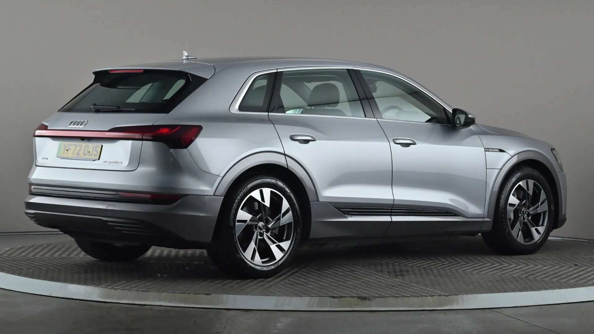 2022 AUDI E-TRON 2022 AUDI E-TRON