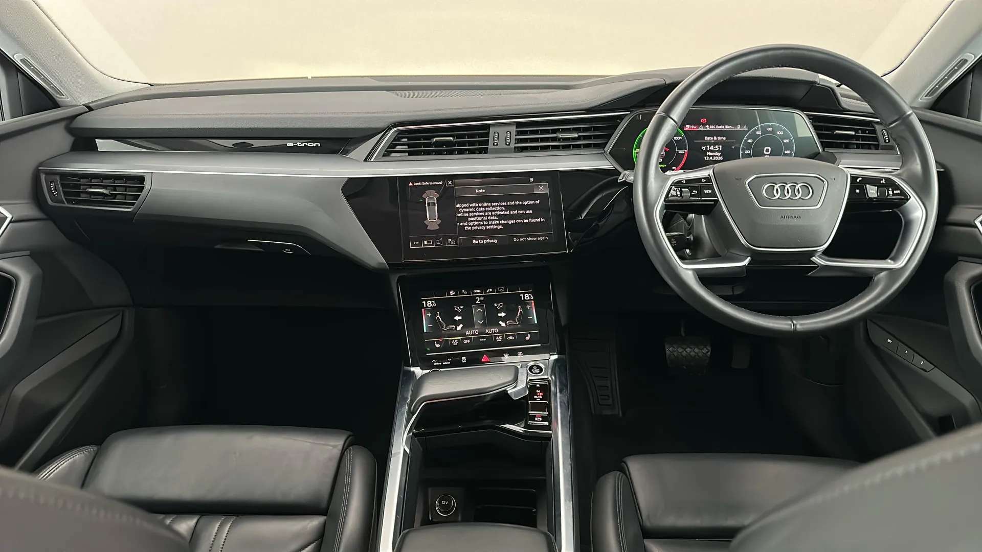 2022 AUDI E-TRON 2022 AUDI E-TRON