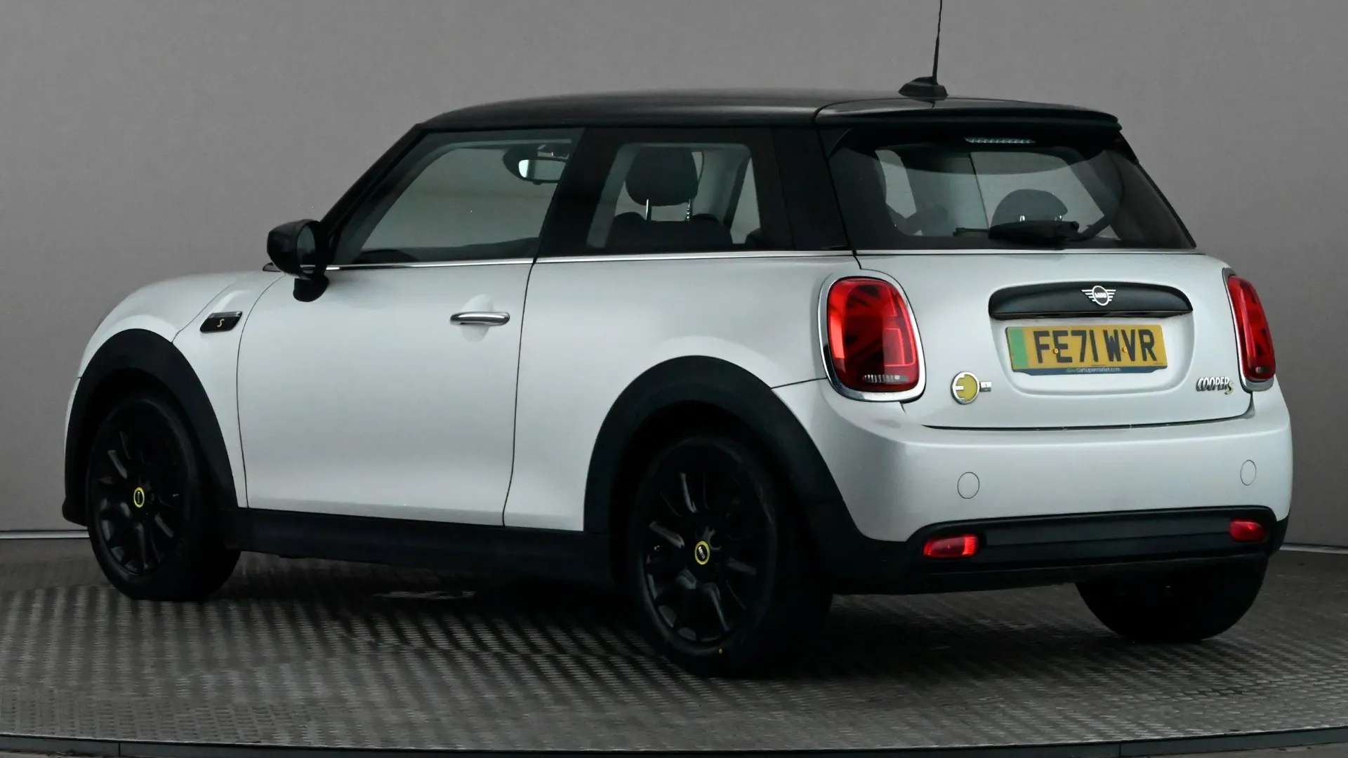 A 2021 MINI HATCH 135kW Cooper S Level 1 33kWh Auto A 2021 MINI HATCH 135kW Cooper S Level 1 33kWh Auto