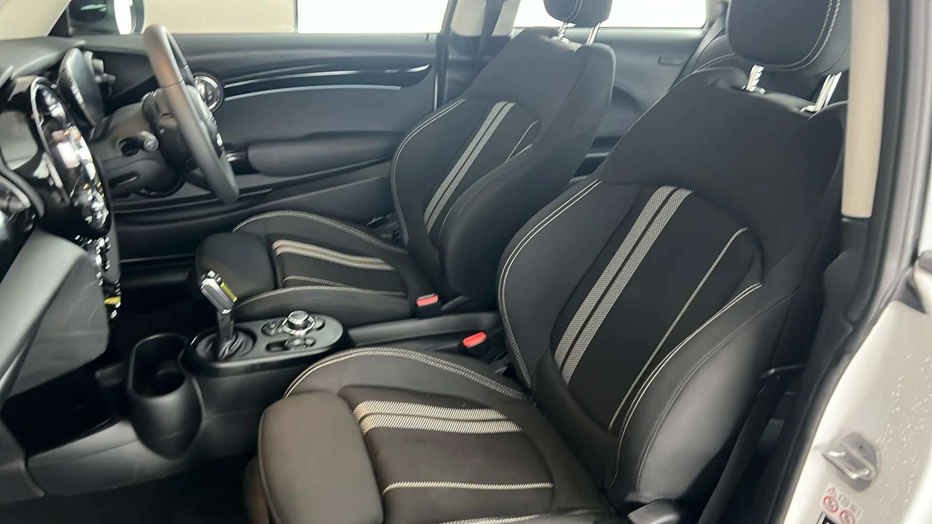 2023 MINI HATCH 2023 MINI HATCH