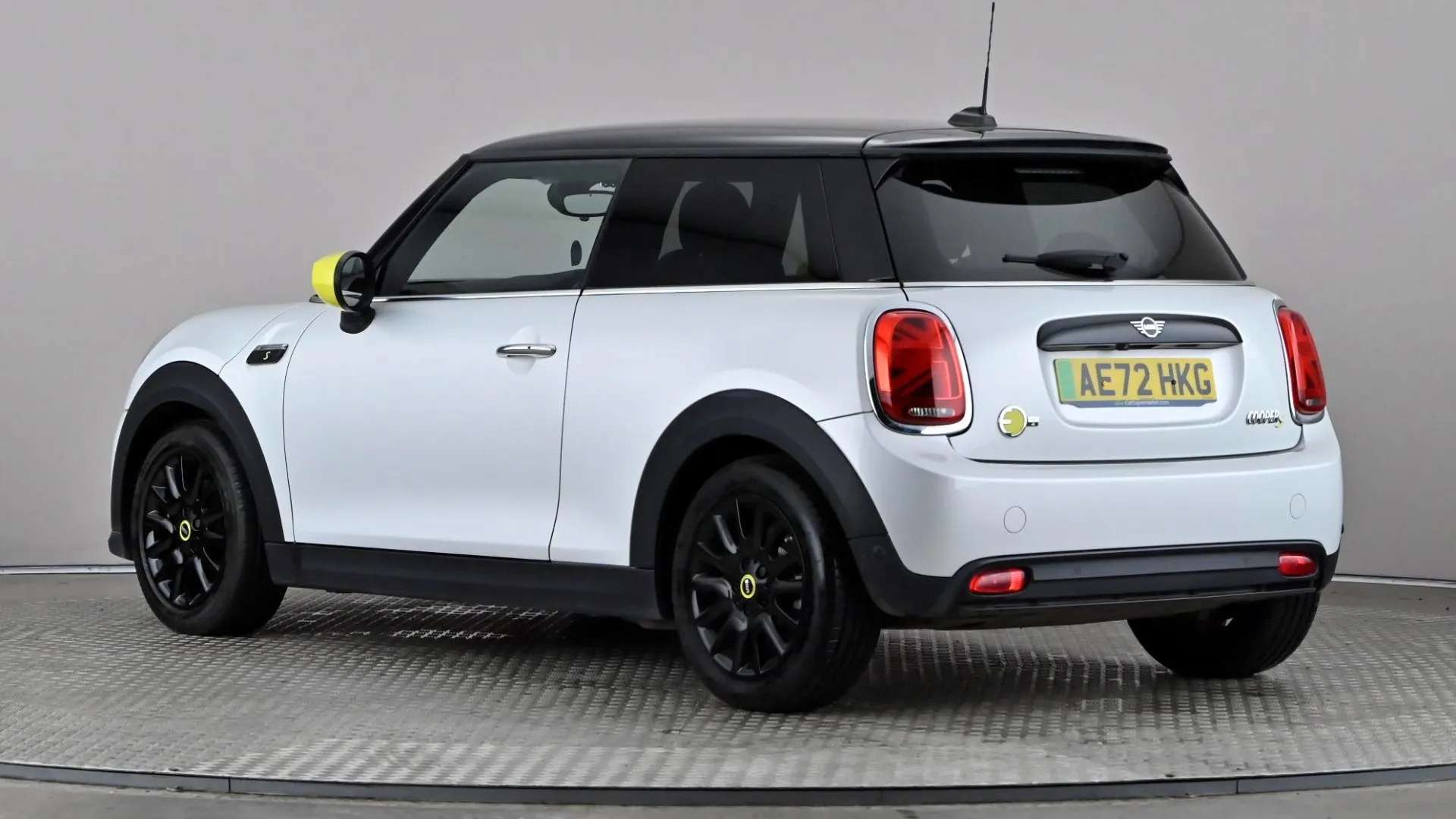 A 2022 MINI HATCH 135kW Cooper S Level 2 33kWh Auto A 2022 MINI HATCH 135kW Cooper S Level 2 33kWh Auto