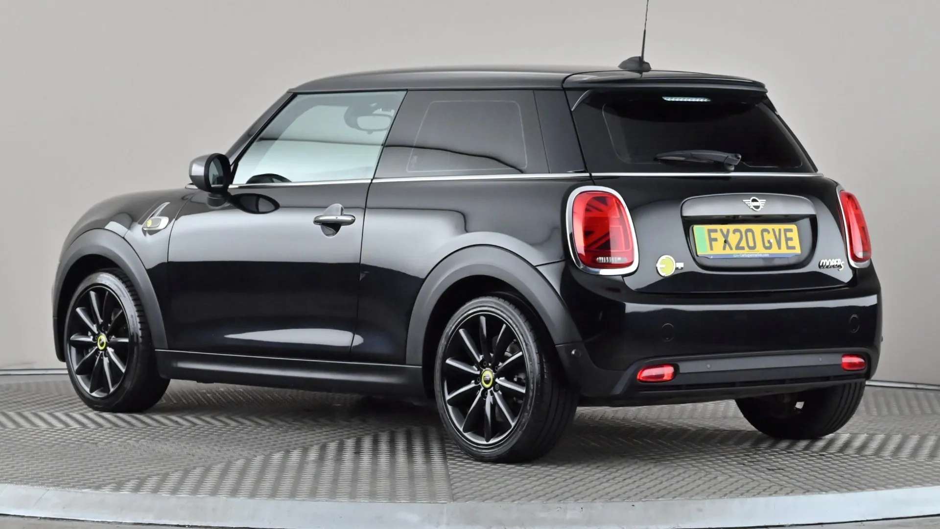A 2020 MINI HATCH 135kW Cooper S Level 2 33kWh Auto A 2020 MINI HATCH 135kW Cooper S Level 2 33kWh Auto