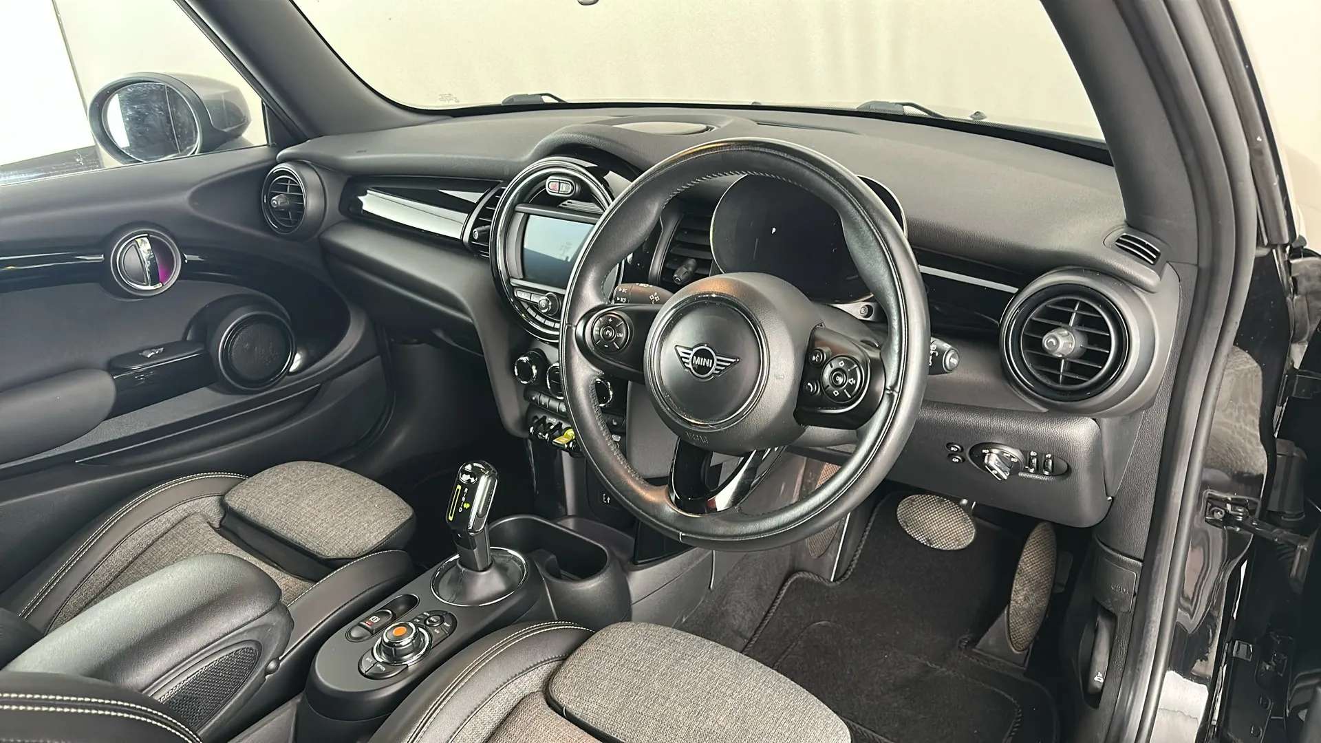 2020 MINI HATCH 2020 MINI HATCH