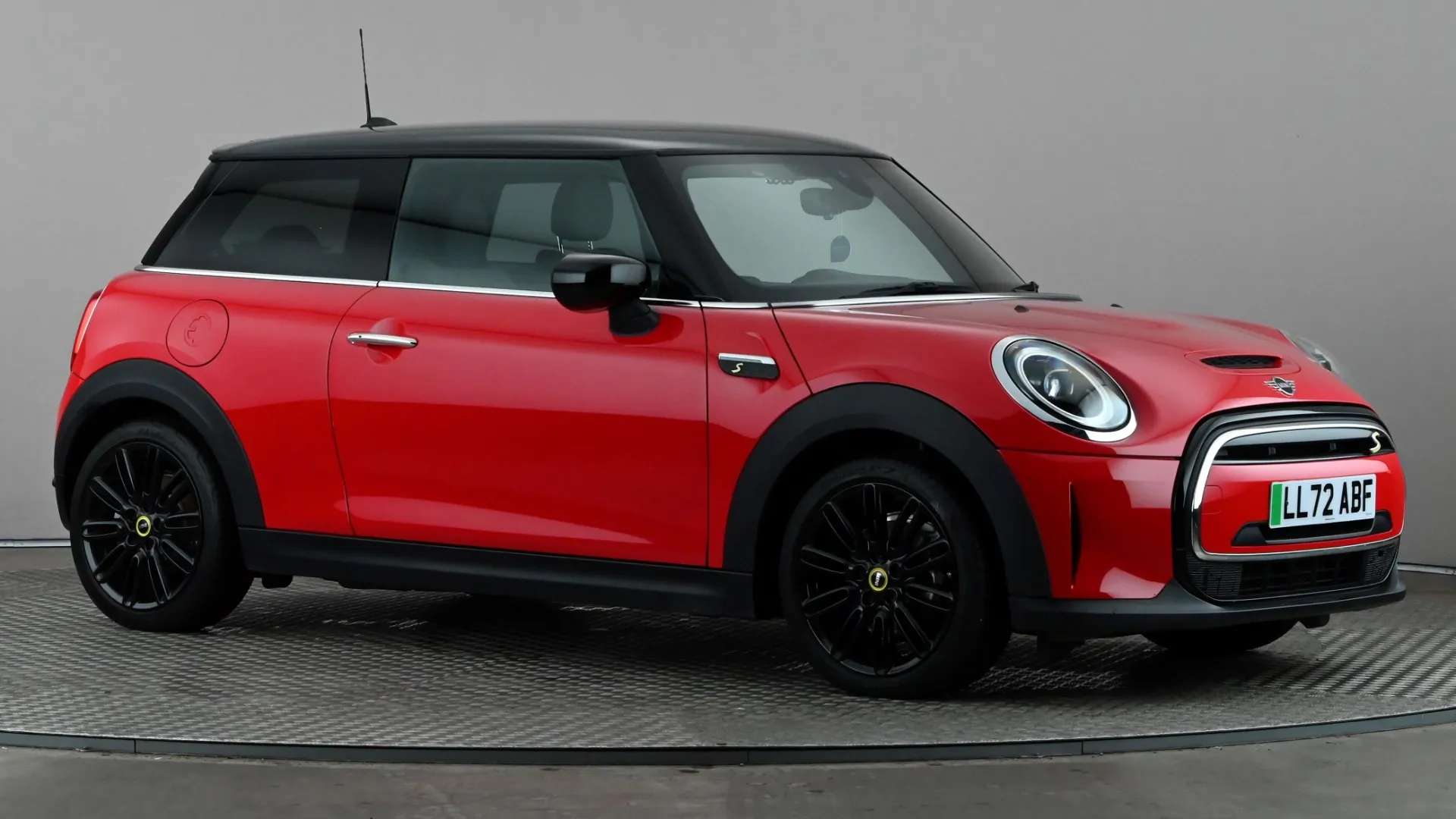 A 2022 MINI HATCH 135kW Cooper S Level 2 33kWh Auto A 2022 MINI HATCH 135kW Cooper S Level 2 33kWh Auto