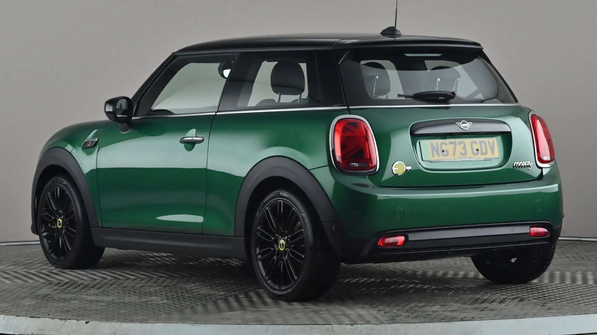 A 2023 MINI HATCH 135kW Cooper S Level 2 33kWh Auto A 2023 MINI HATCH 135kW Cooper S Level 2 33kWh Auto