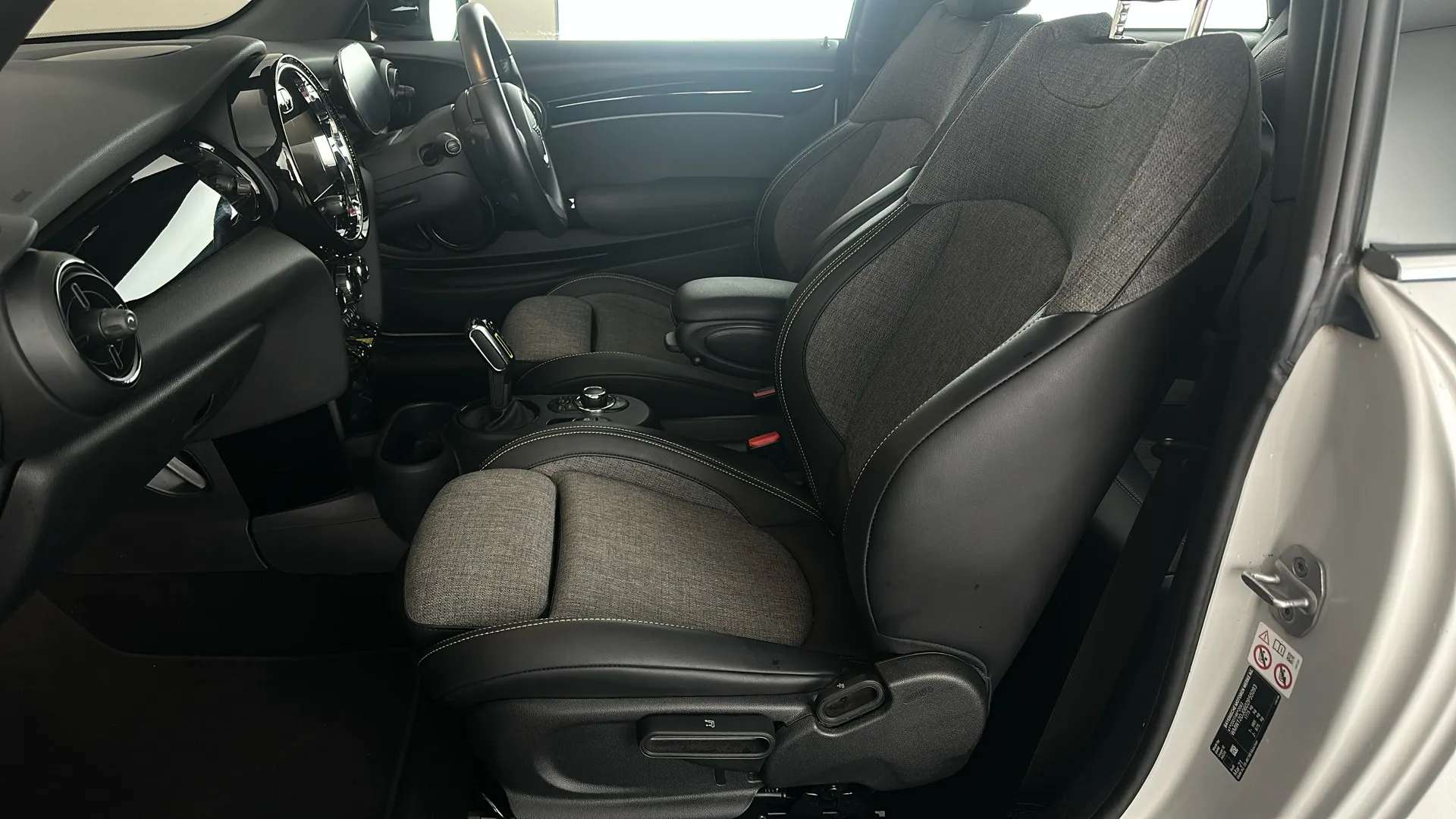 2021 MINI HATCH 2021 MINI HATCH