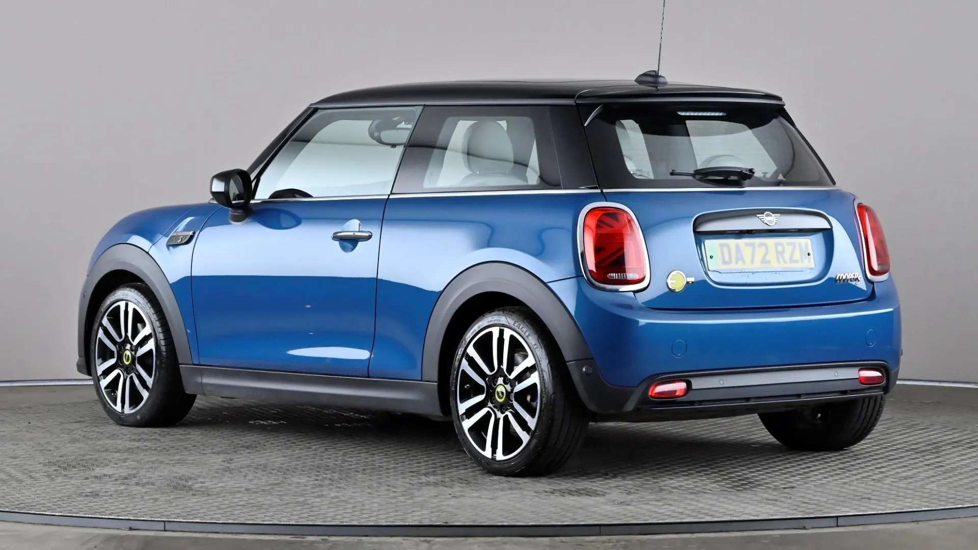 A 2022 MINI HATCH 135kW Cooper S Level 3 33kWh Auto A 2022 MINI HATCH 135kW Cooper S Level 3 33kWh Auto