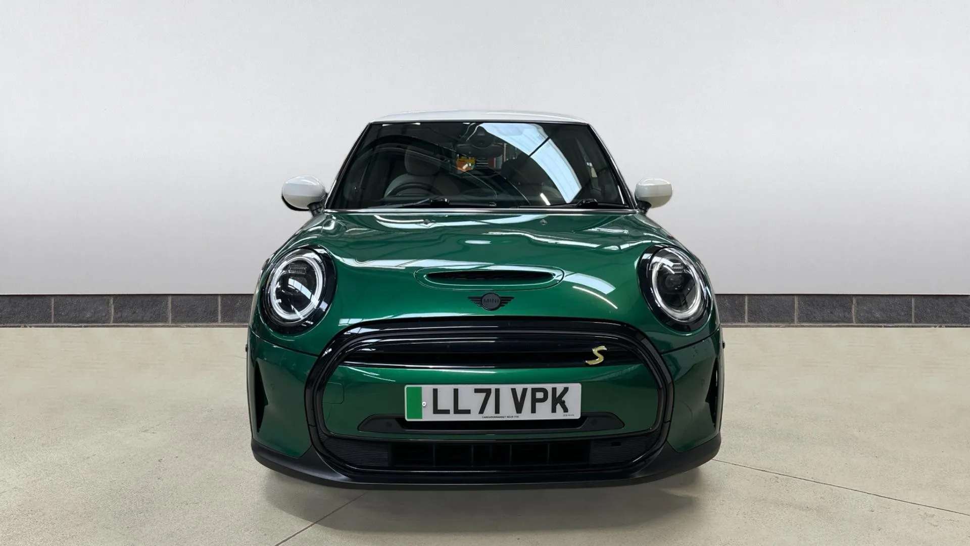 A 2022 MINI HATCH 135kW Cooper S Level 3 33kWh Auto A 2022 MINI HATCH 135kW Cooper S Level 3 33kWh Auto