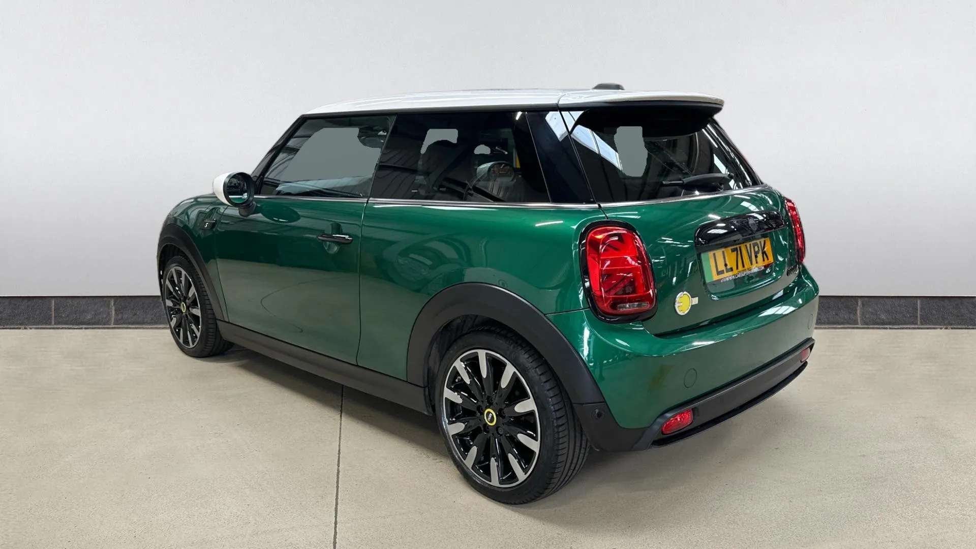 A 2022 MINI HATCH 135kW Cooper S Level 3 33kWh Auto A 2022 MINI HATCH 135kW Cooper S Level 3 33kWh Auto