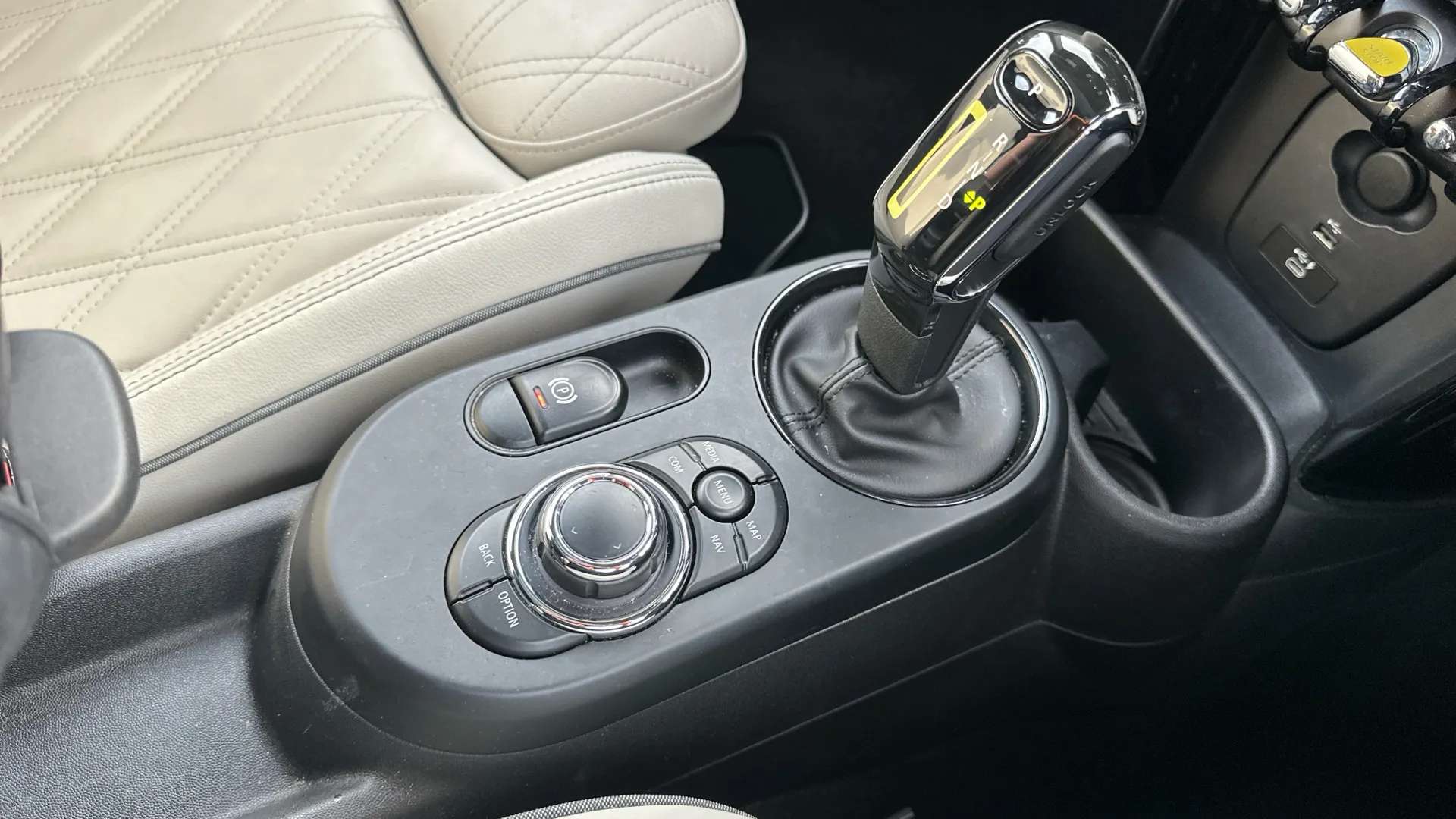 2022 MINI HATCH 2022 MINI HATCH