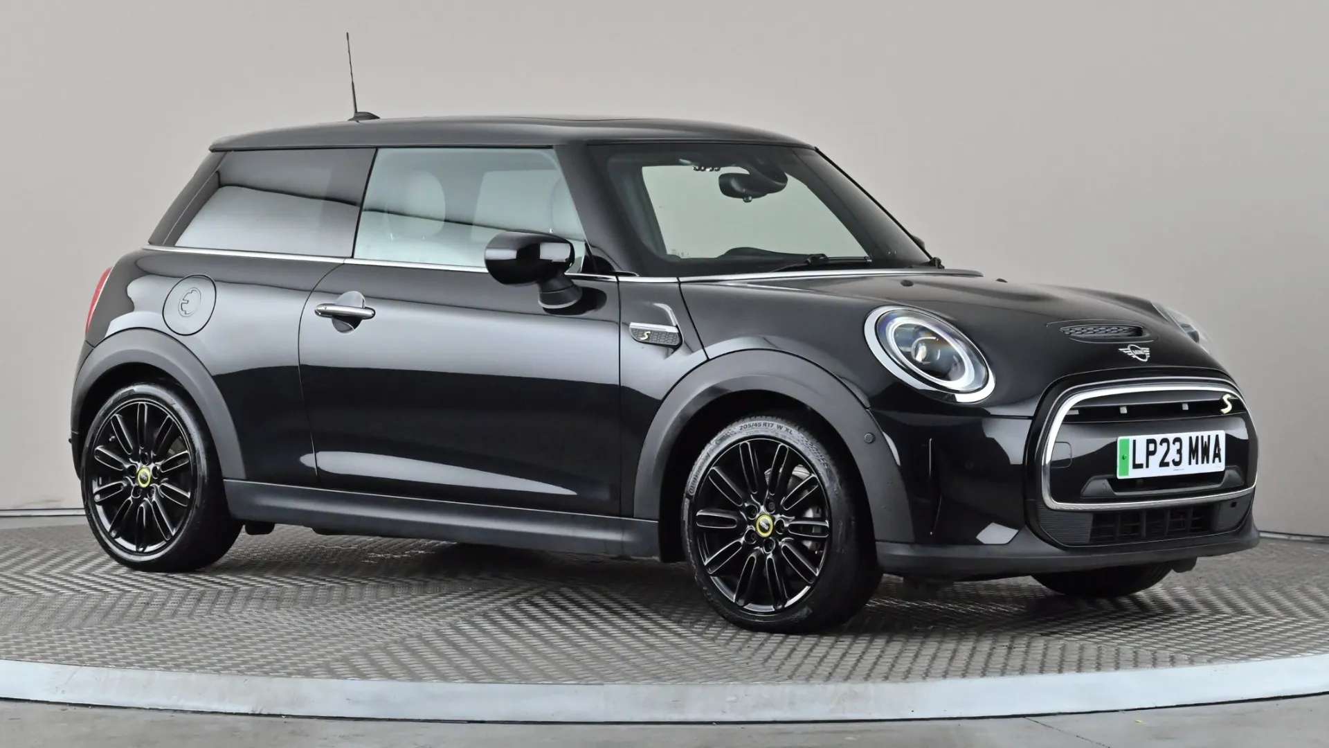 A 2023 MINI HATCH 135kW Cooper S Level 3 33kWh Auto A 2023 MINI HATCH 135kW Cooper S Level 3 33kWh Auto