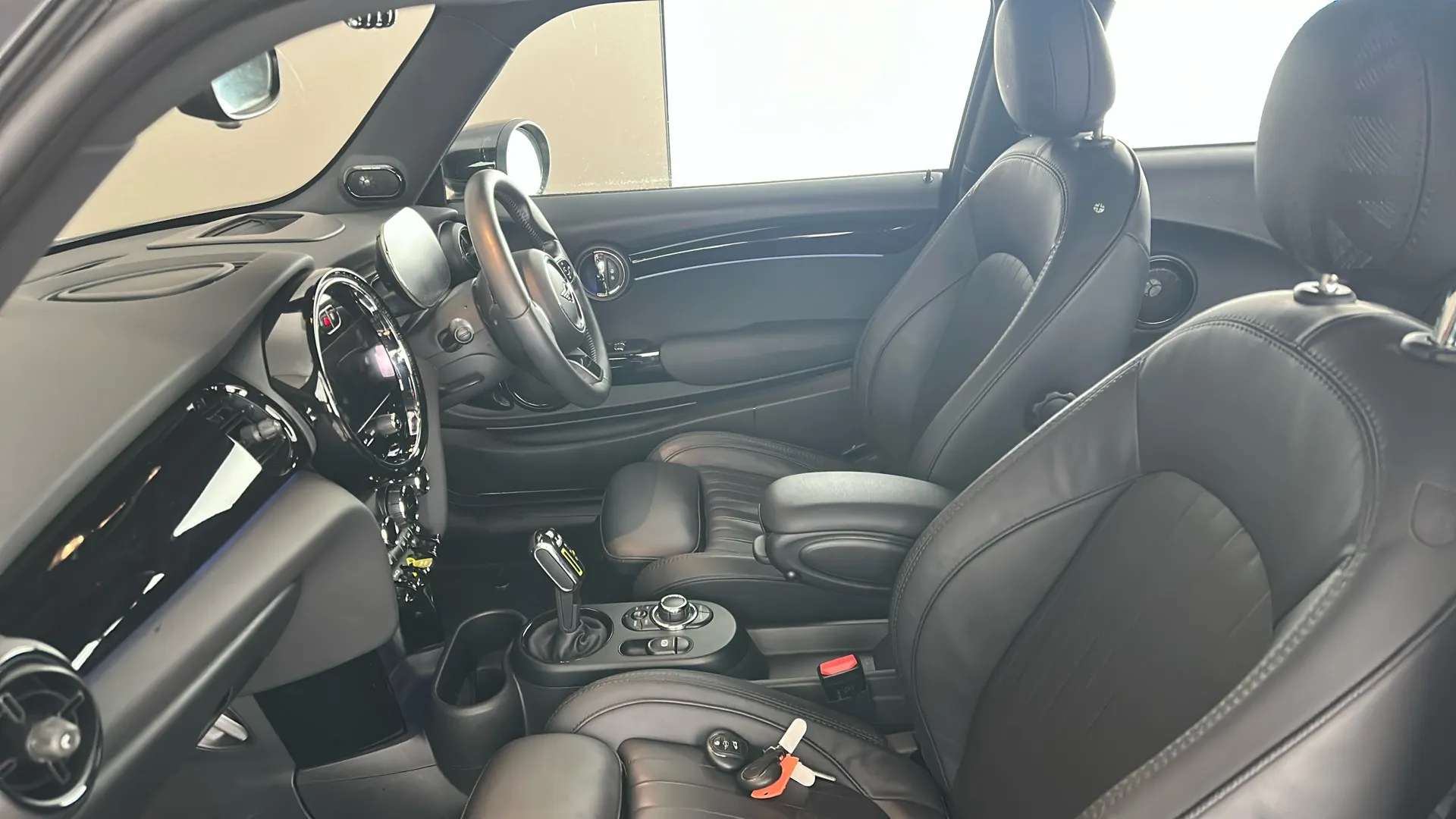 2021 MINI HATCH 2021 MINI HATCH