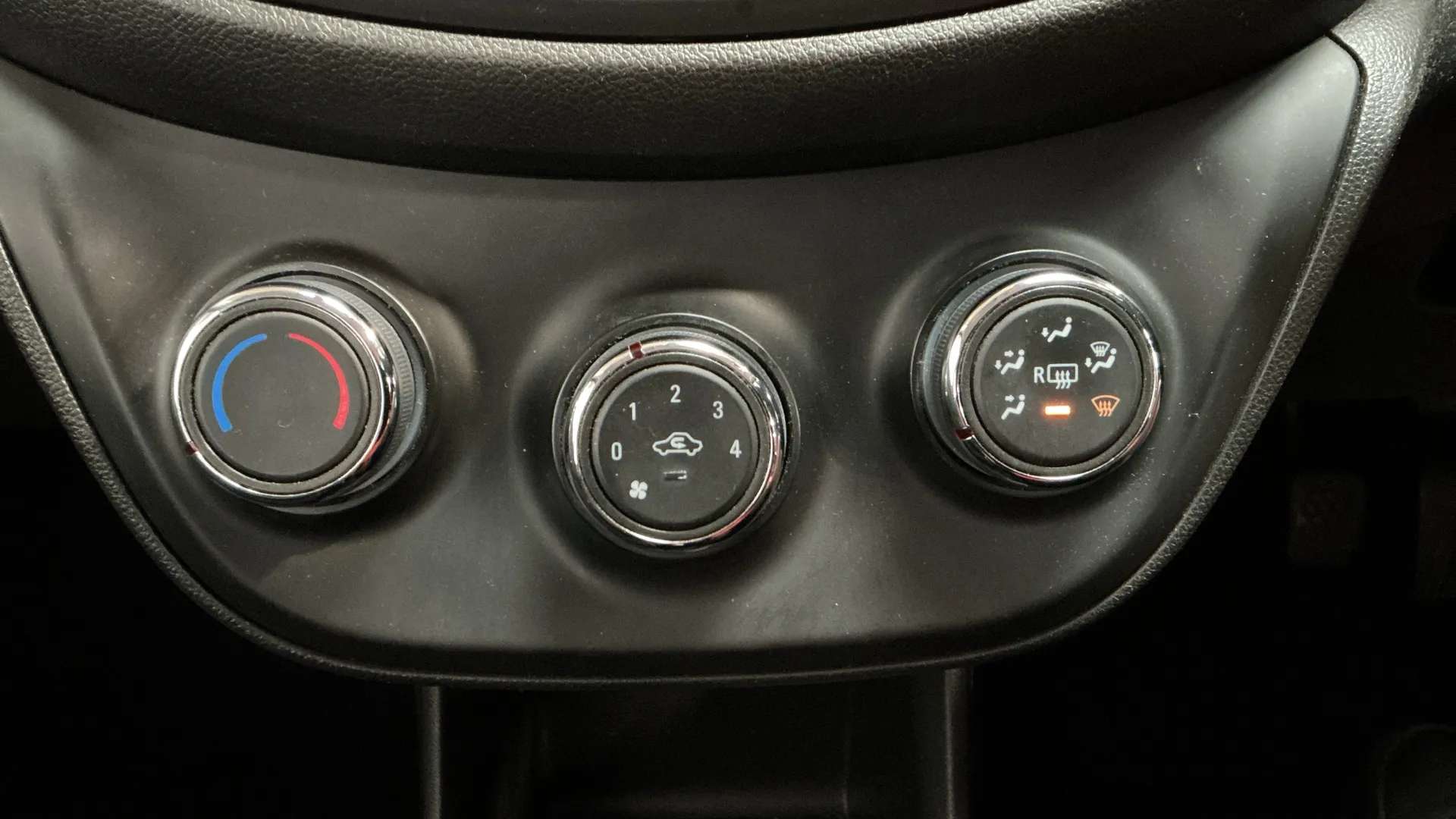 2018 VAUXHALL VIVA 2018 VAUXHALL VIVA