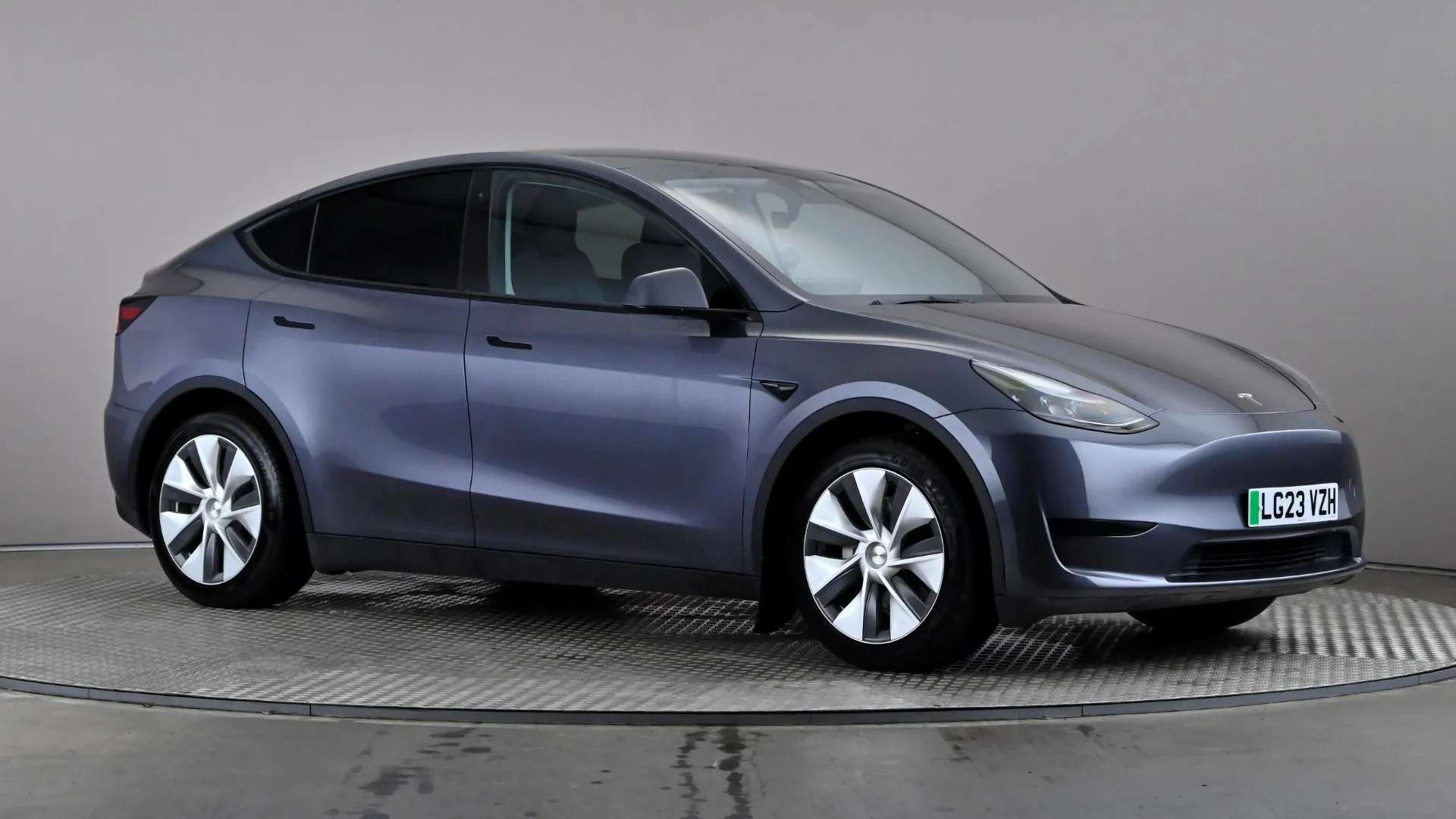 A 2023 TESLA MODEL Y RWD Auto A 2023 TESLA MODEL Y RWD Auto