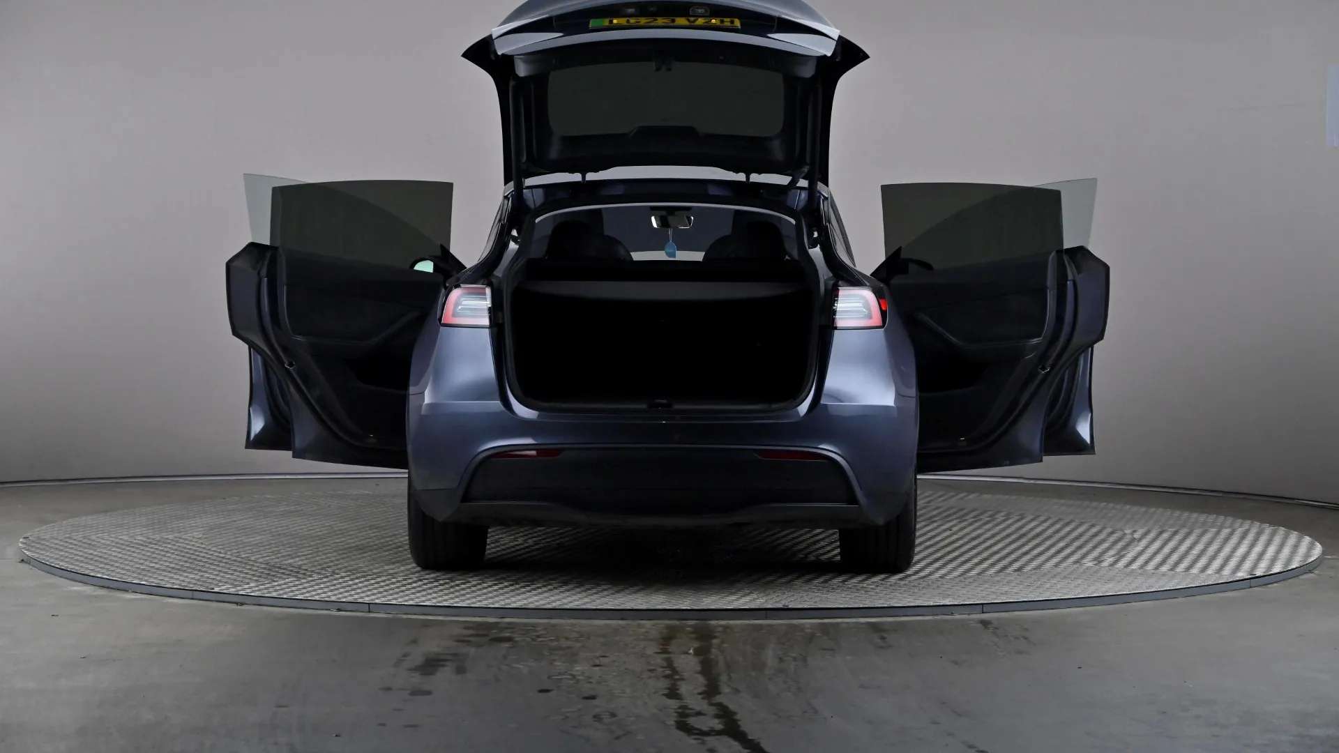 2023 TESLA MODEL Y 2023 TESLA MODEL Y