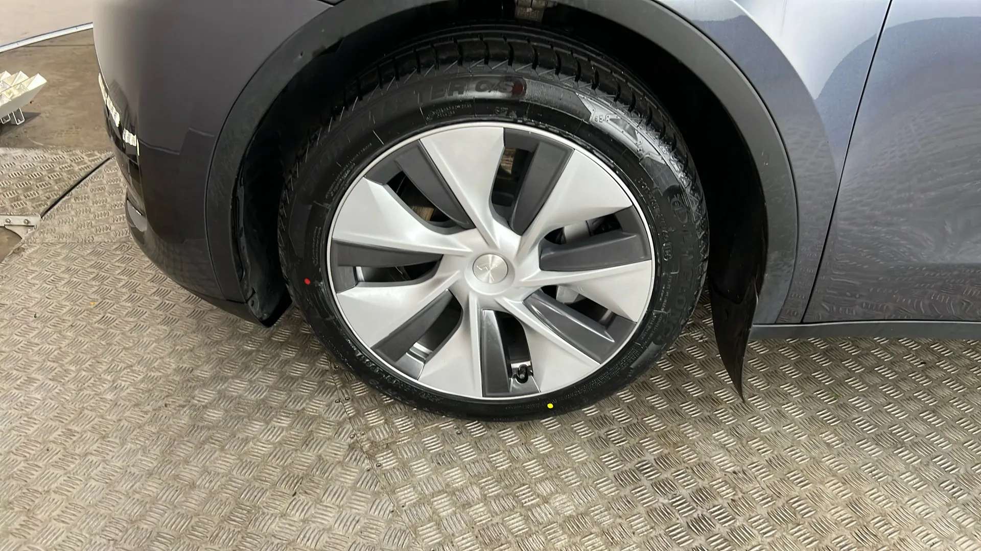 2023 TESLA MODEL Y 2023 TESLA MODEL Y