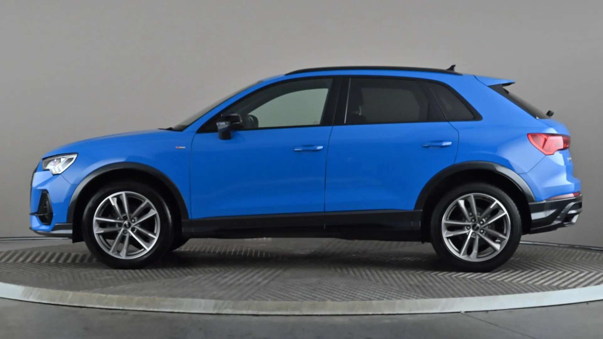2022 AUDI Q3 2022 AUDI Q3