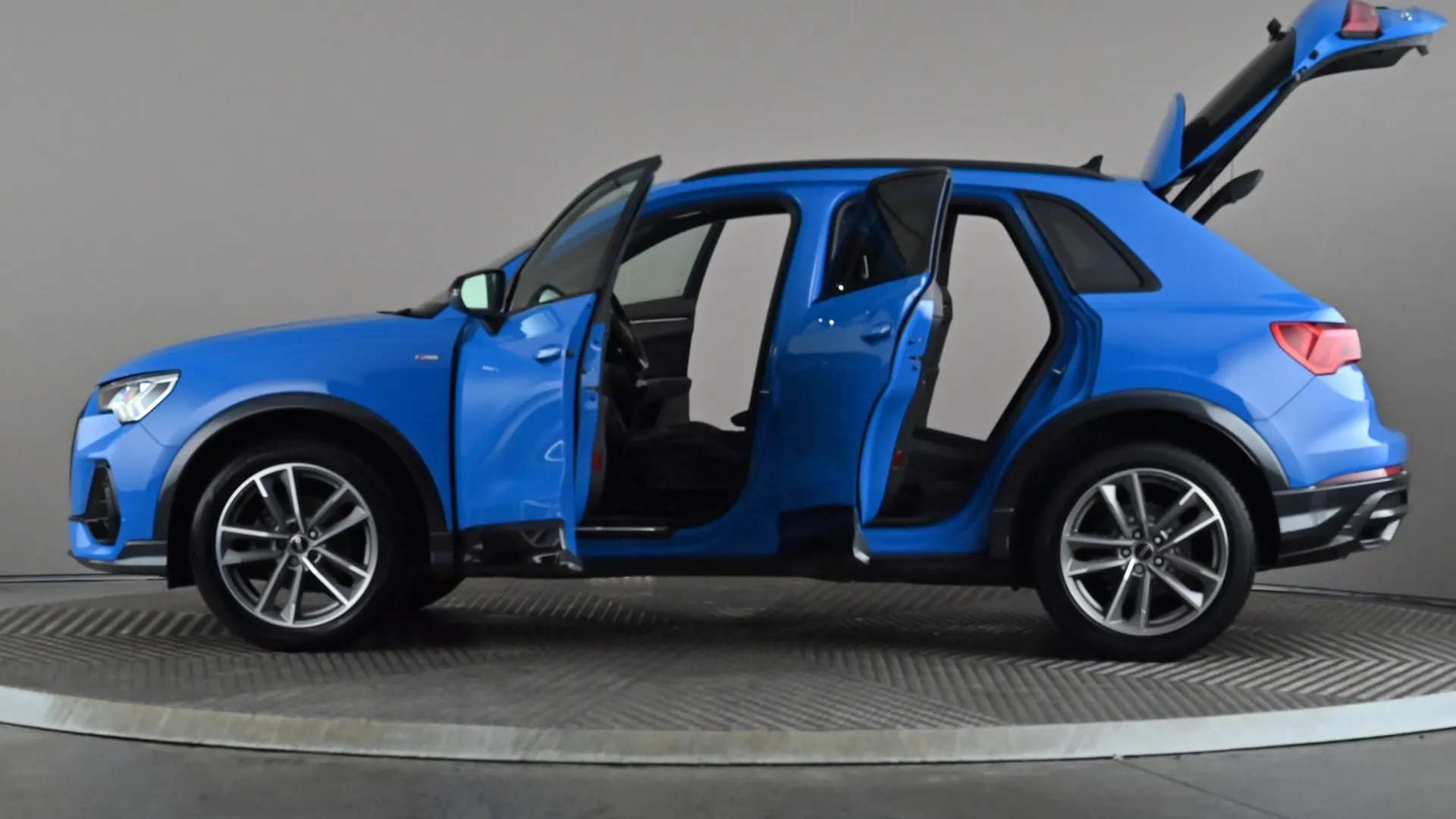 2022 AUDI Q3 2022 AUDI Q3