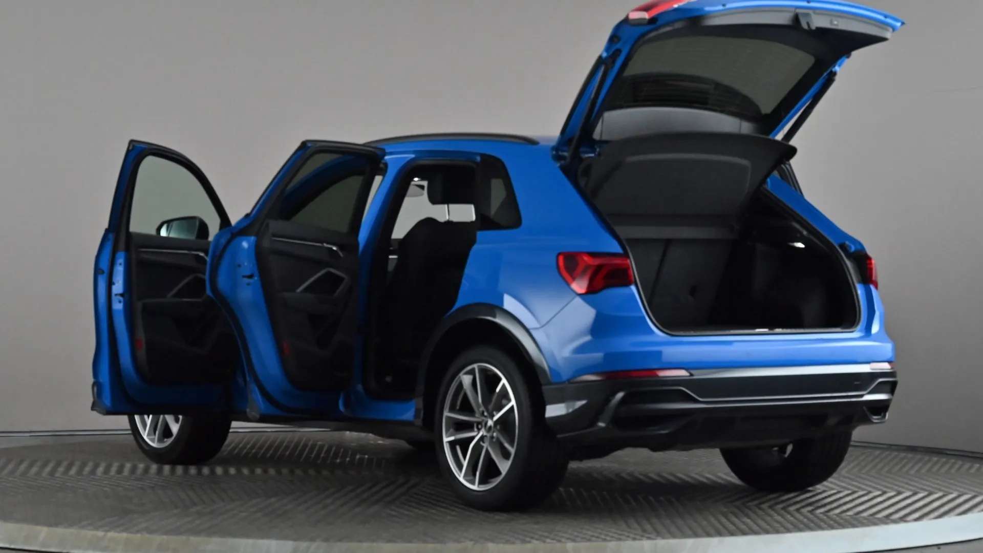 2022 AUDI Q3 2022 AUDI Q3